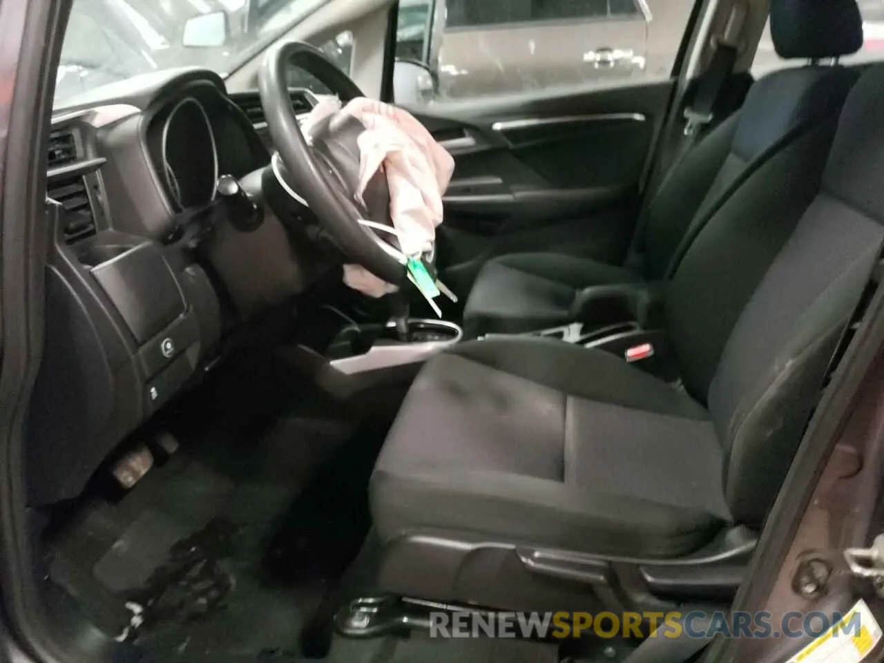 7 Фотография поврежденного автомобиля 3HGGK5H42KM704229 HONDA FIT 2019