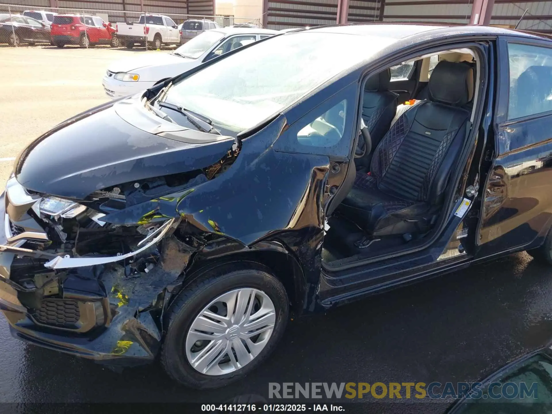 6 Photograph of a damaged car 3HGGK5H42KM718308 HONDA FIT 2019