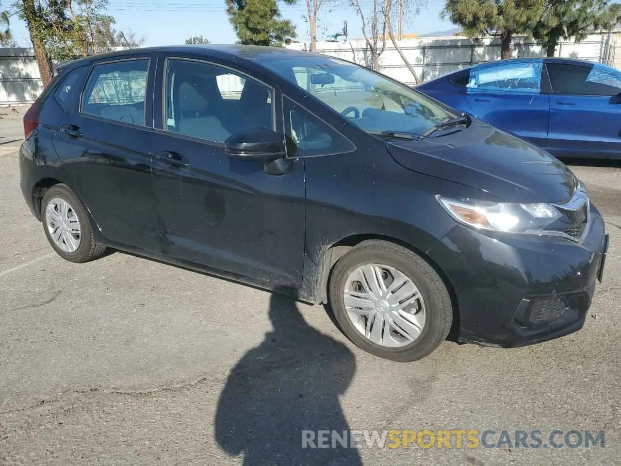 4 Photograph of a damaged car 3HGGK5H42KM727445 HONDA FIT 2019