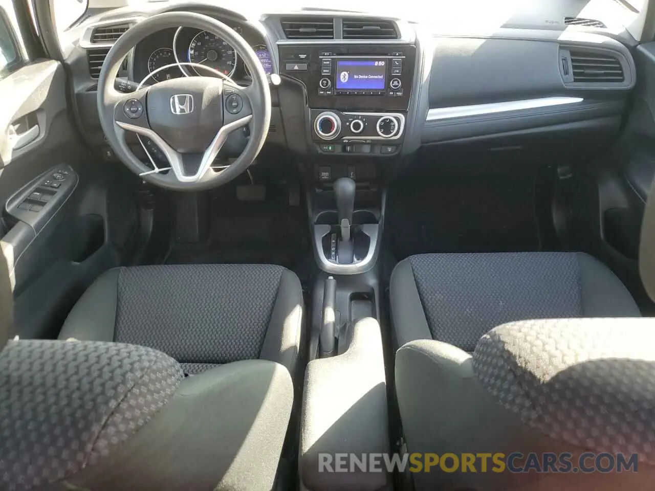 8 Photograph of a damaged car 3HGGK5H42KM727445 HONDA FIT 2019