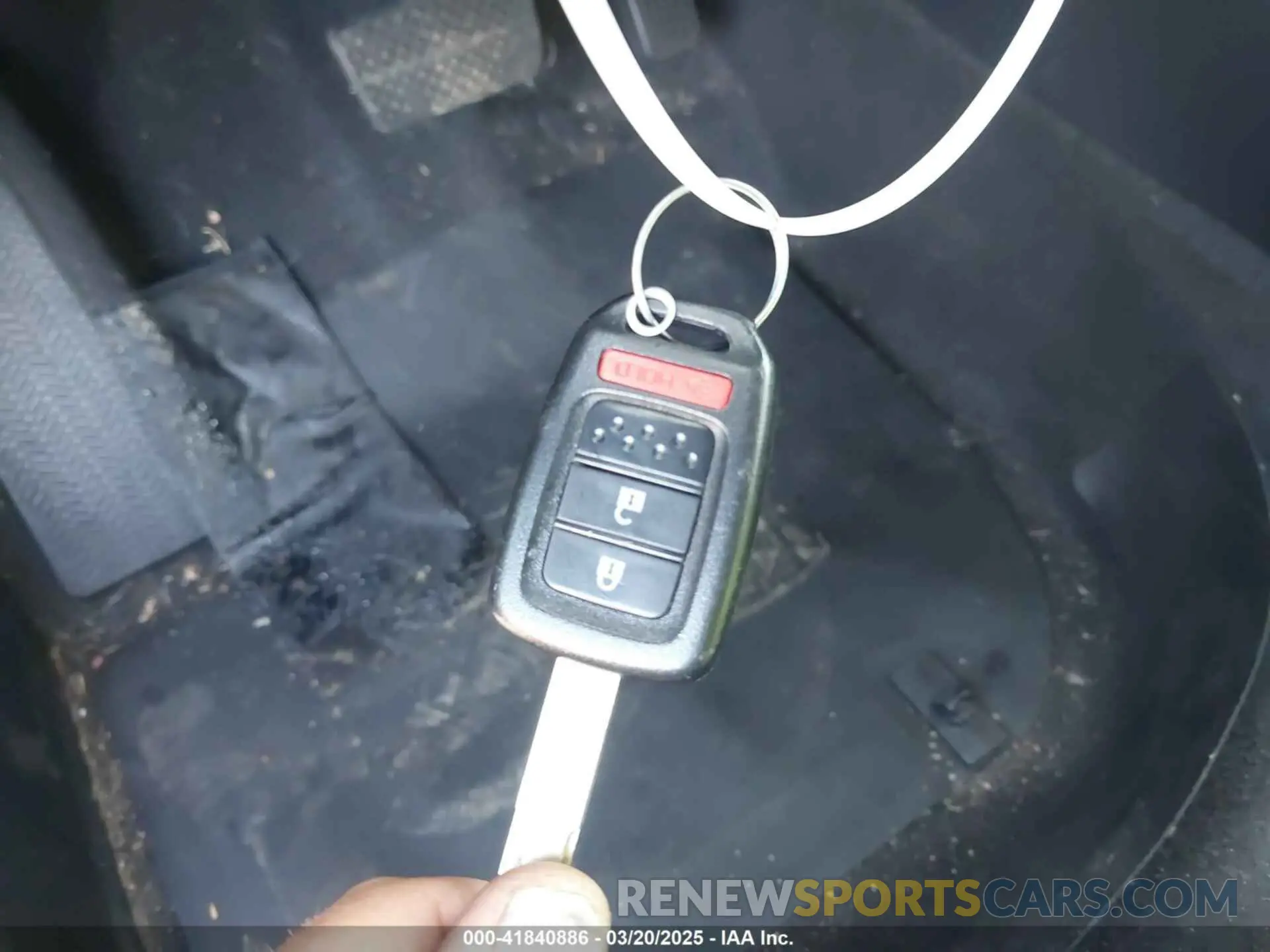 11 Photograph of a damaged car 3HGGK5H43KM706622 HONDA FIT 2019
