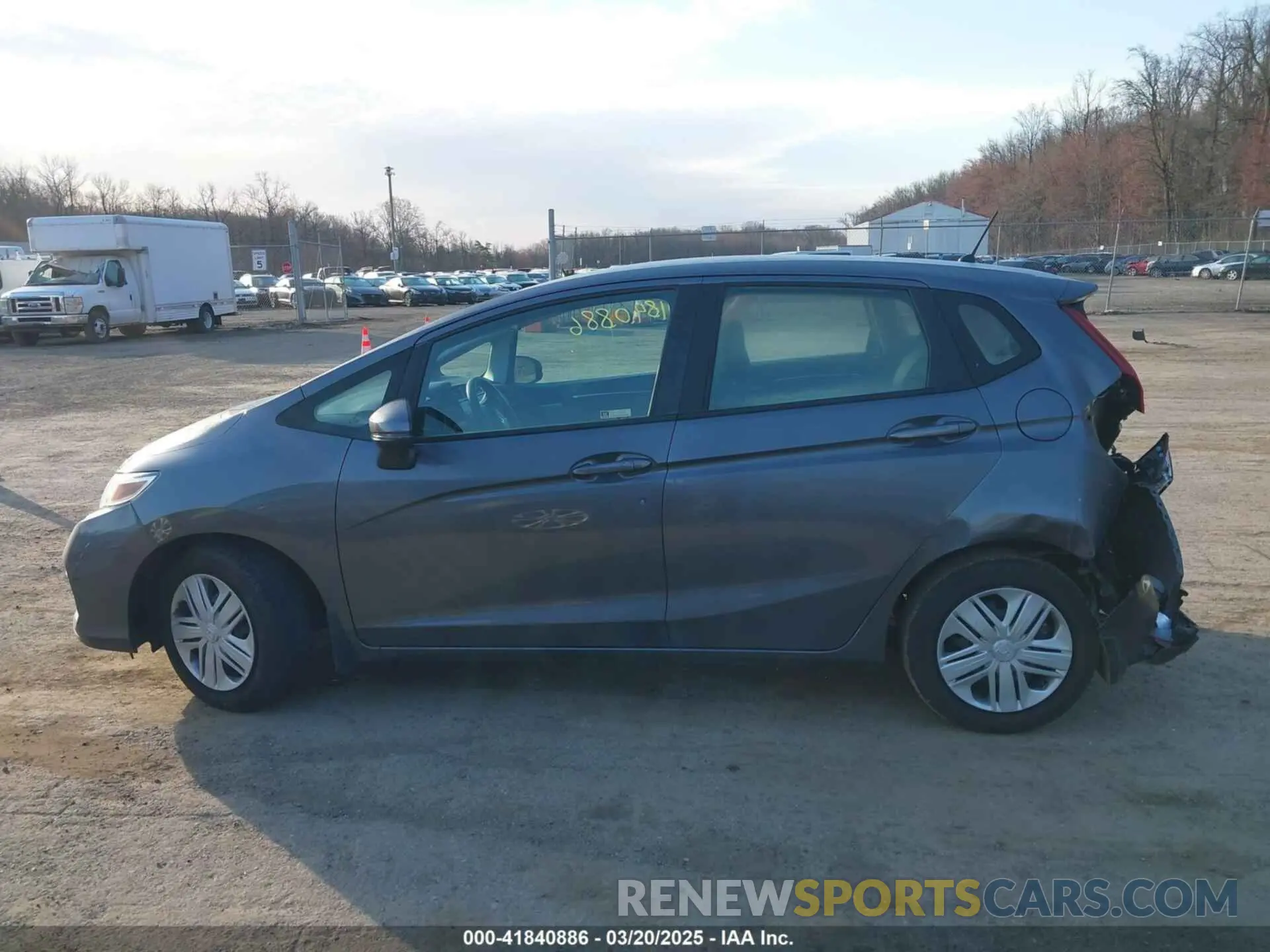14 Photograph of a damaged car 3HGGK5H43KM706622 HONDA FIT 2019