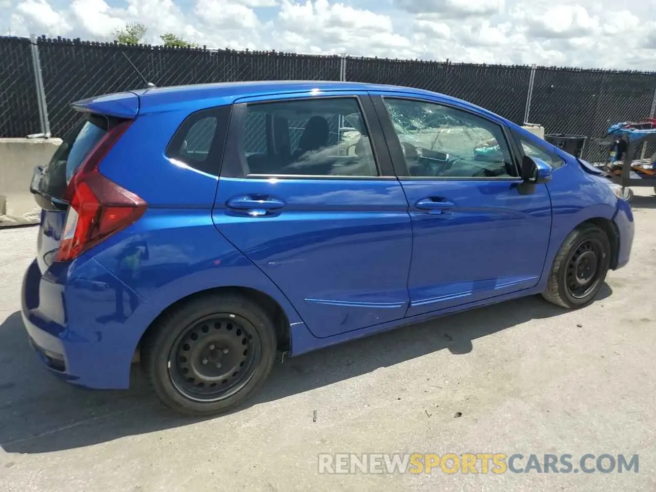 3 Photograph of a damaged car 3HGGK5H43KM718172 HONDA FIT 2019