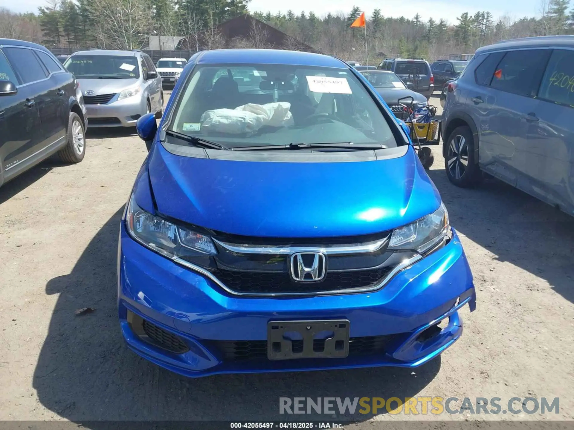 12 Фотография поврежденного автомобиля 3HGGK5H43KM721508 HONDA FIT 2019