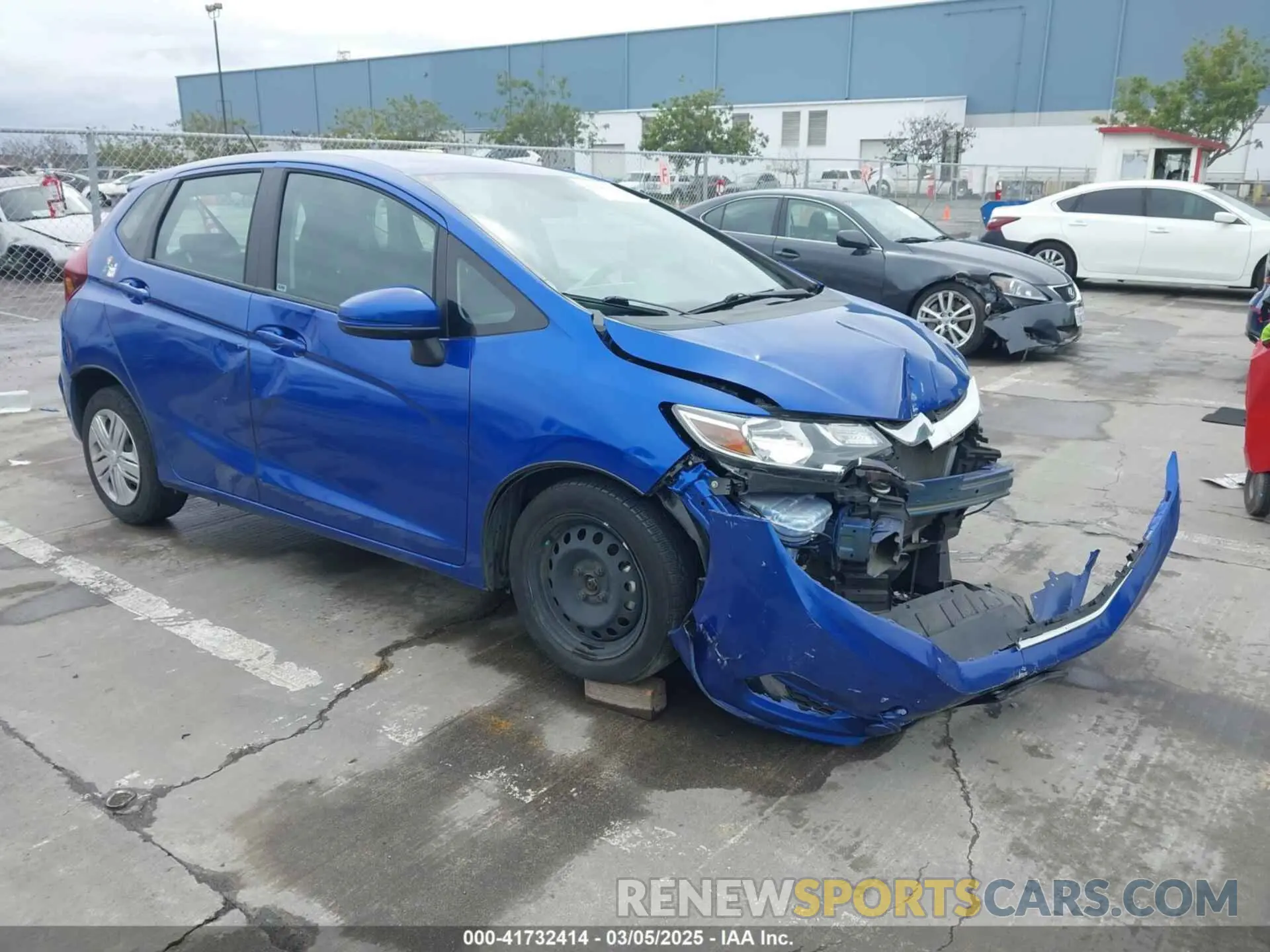 1 Photograph of a damaged car 3HGGK5H43KM737546 HONDA FIT 2019