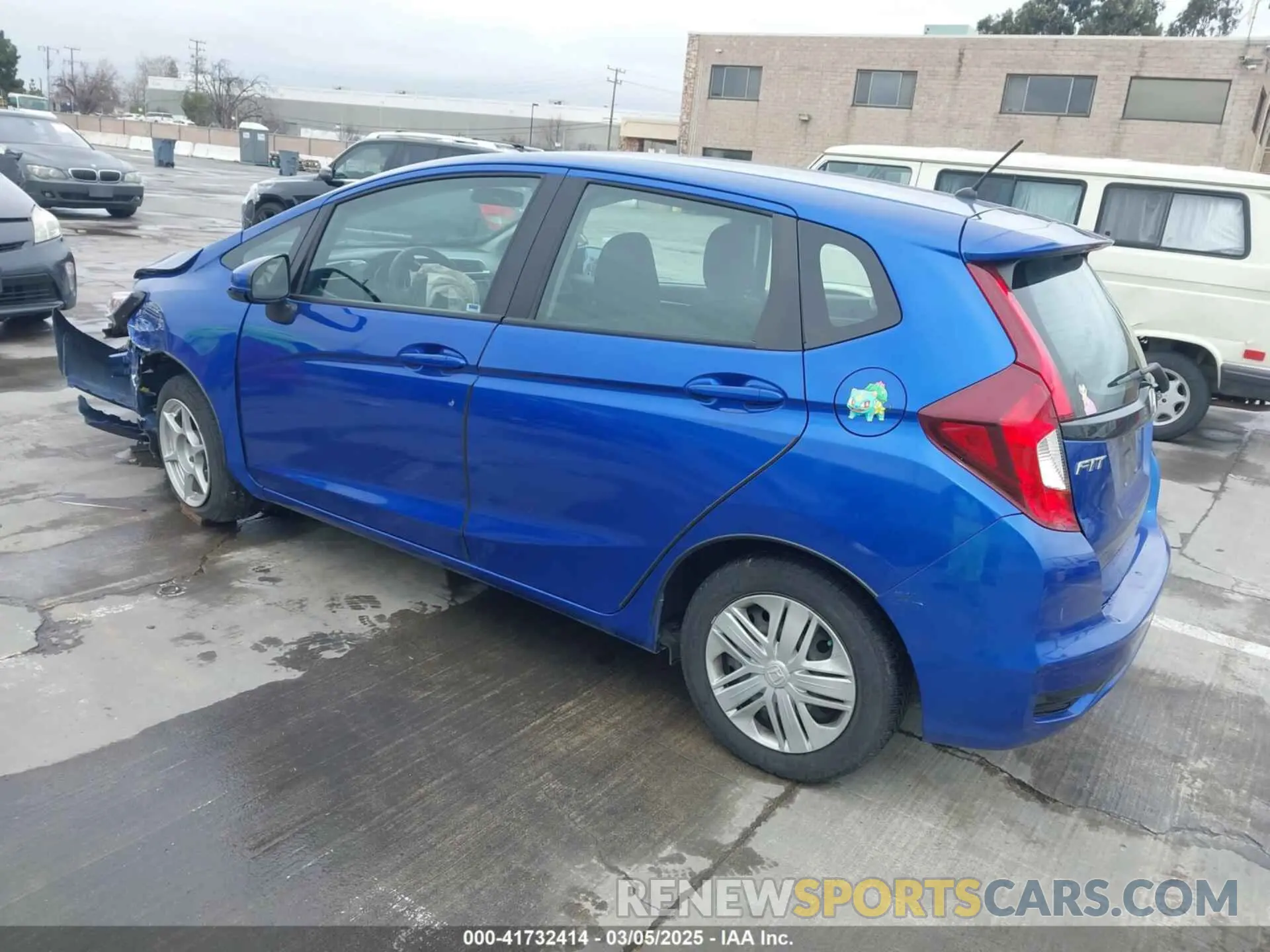 3 Photograph of a damaged car 3HGGK5H43KM737546 HONDA FIT 2019