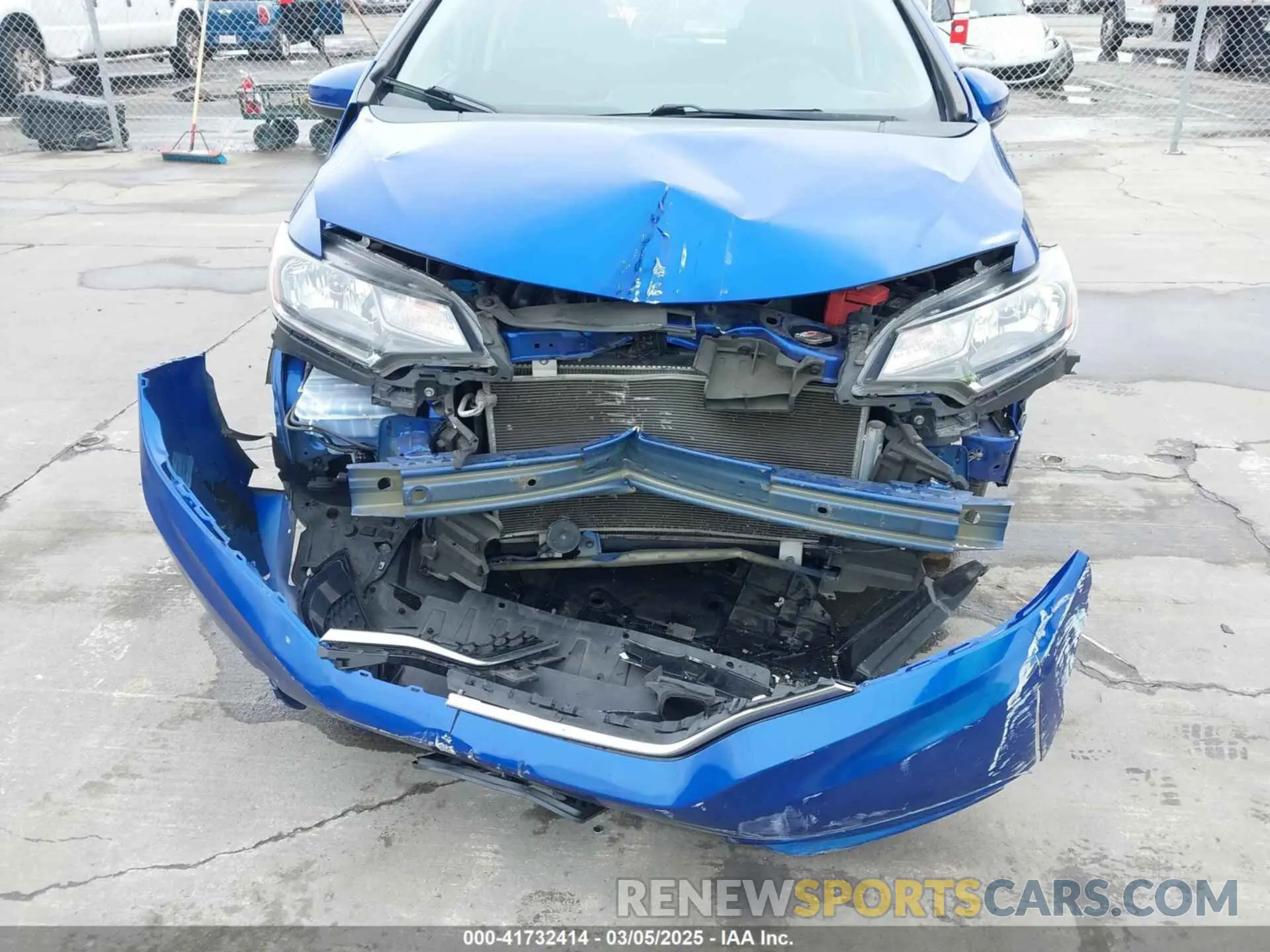 6 Photograph of a damaged car 3HGGK5H43KM737546 HONDA FIT 2019
