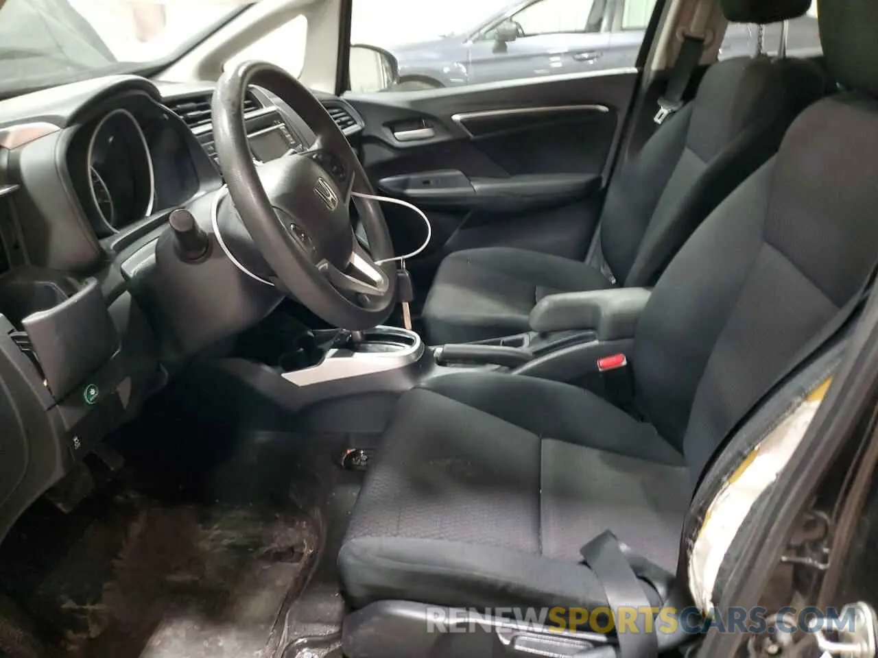 7 Photograph of a damaged car 3HGGK5H44KM724840 HONDA FIT 2019