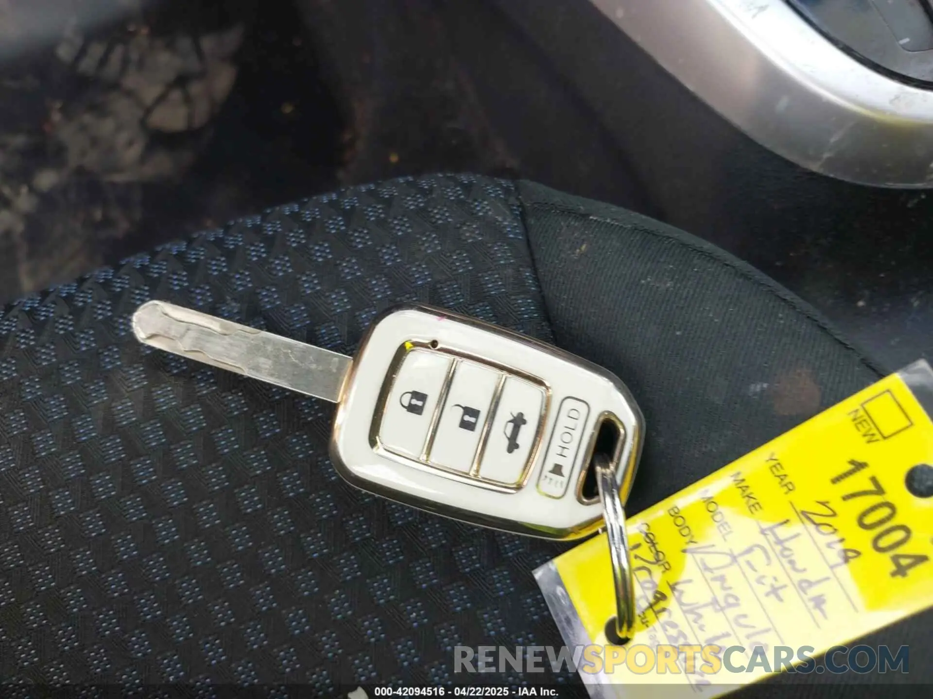 11 Photograph of a damaged car 3HGGK5H44KM731612 HONDA FIT 2019