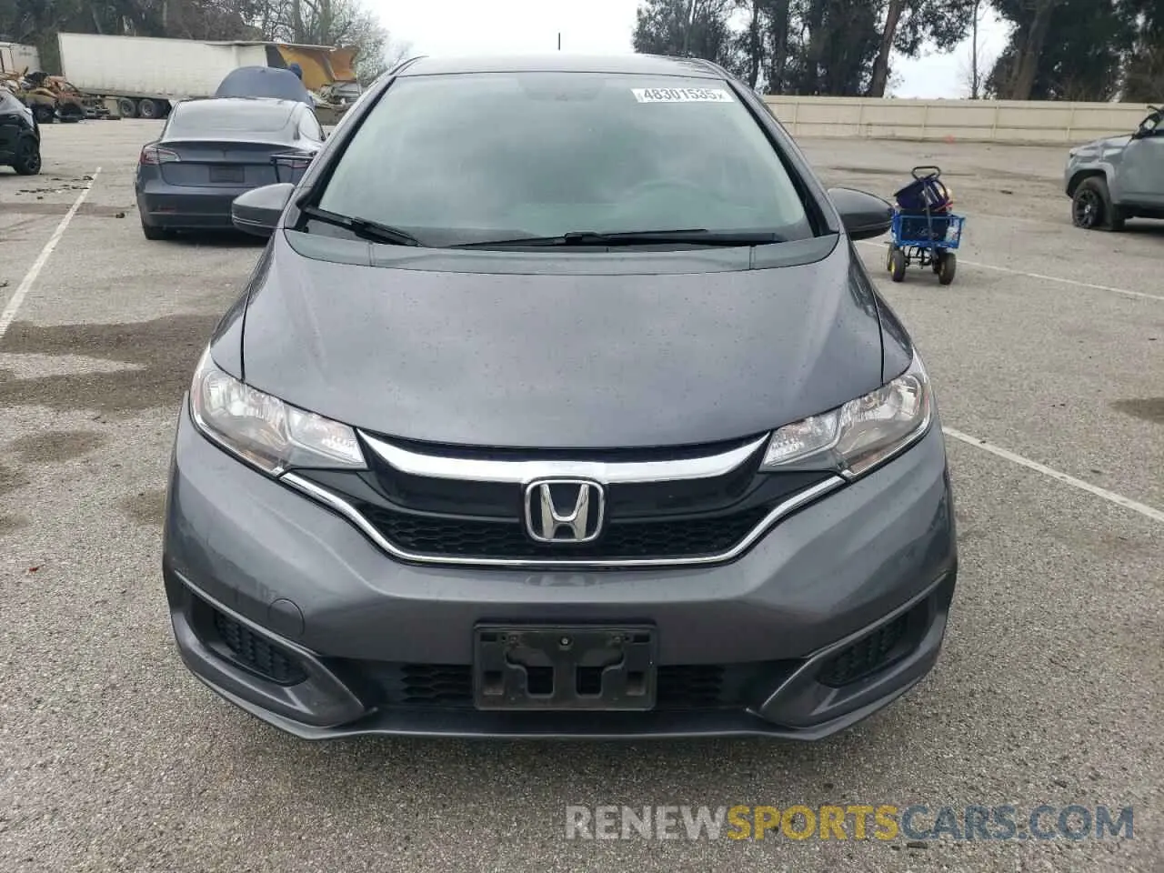 5 Photograph of a damaged car 3HGGK5H44KM744621 HONDA FIT 2019