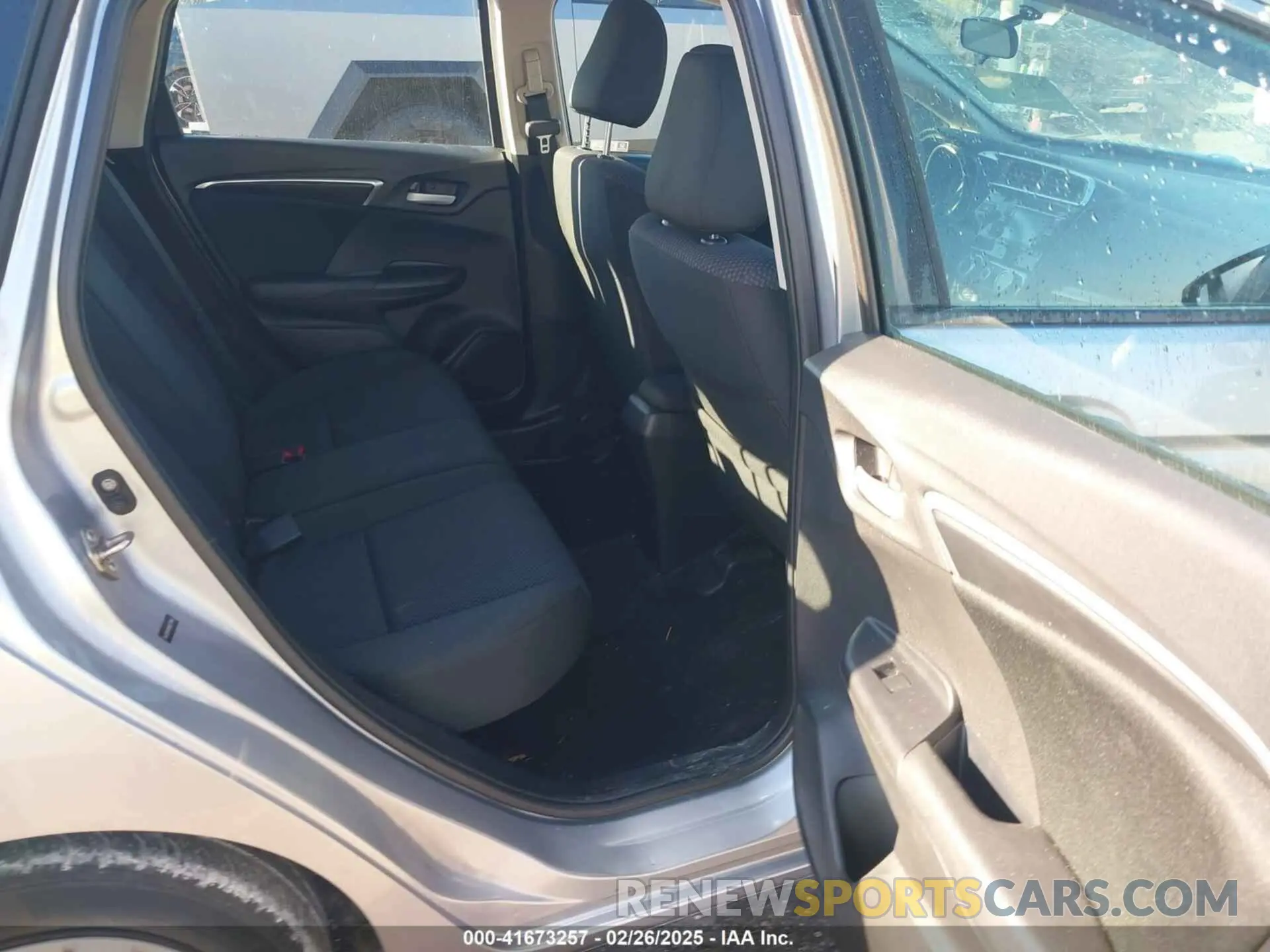 8 Photograph of a damaged car 3HGGK5H45KM727956 HONDA FIT 2019