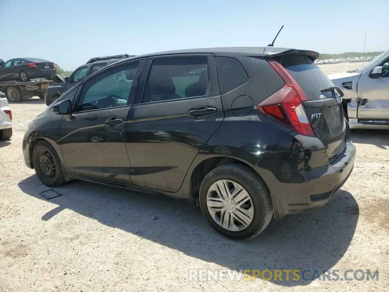 2 Фотография поврежденного автомобиля 3HGGK5H45KM740092 HONDA FIT 2019