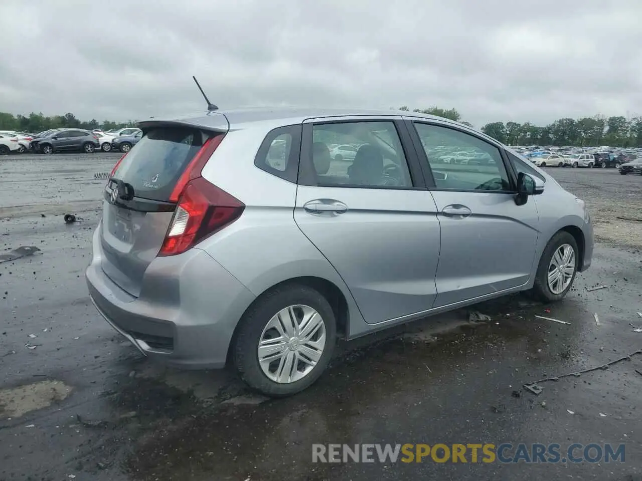 3 Photograph of a damaged car 3HGGK5H47KM731698 HONDA FIT 2019
