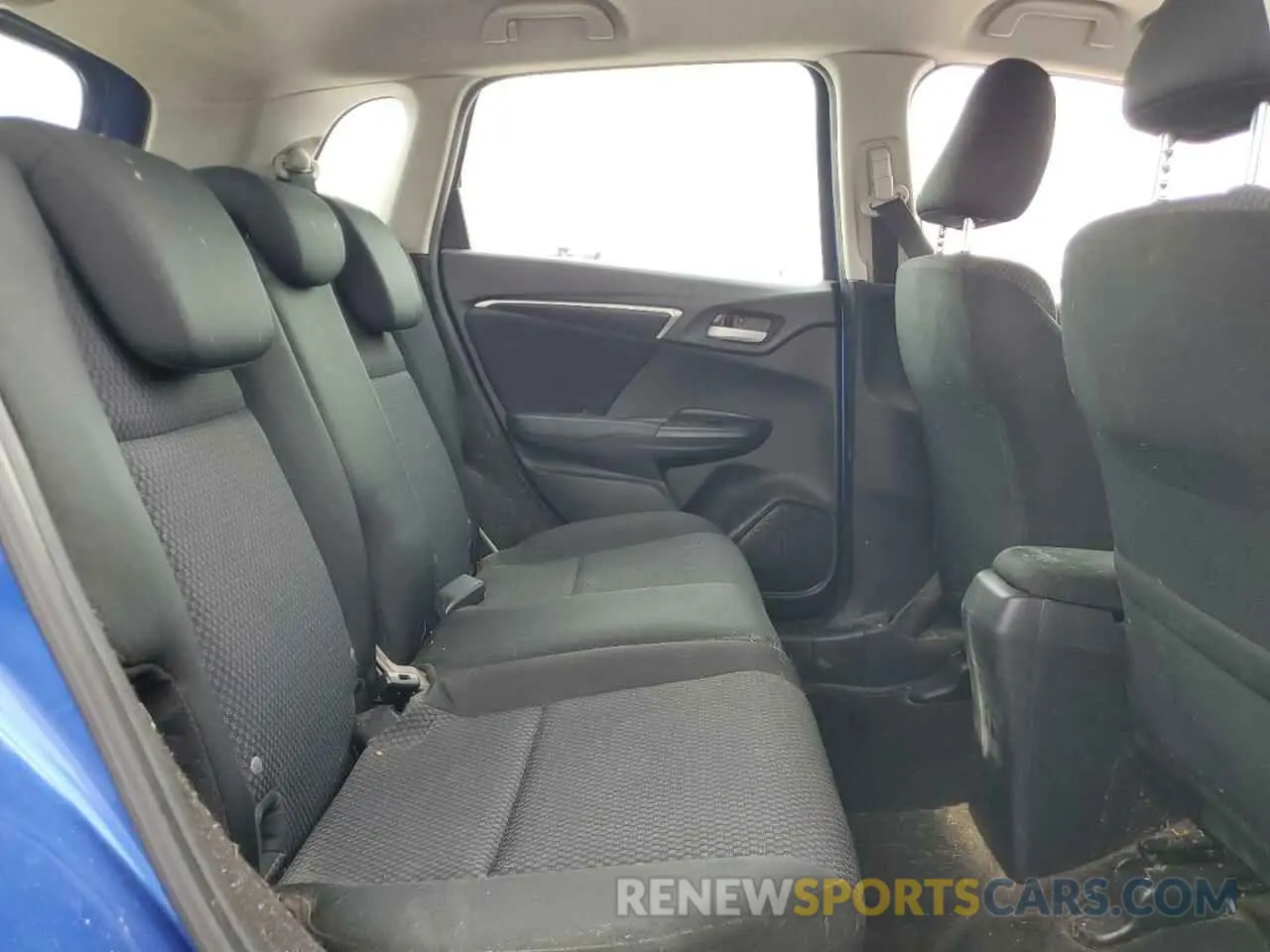 10 Фотография поврежденного автомобиля 3HGGK5H48KM702436 HONDA FIT 2019