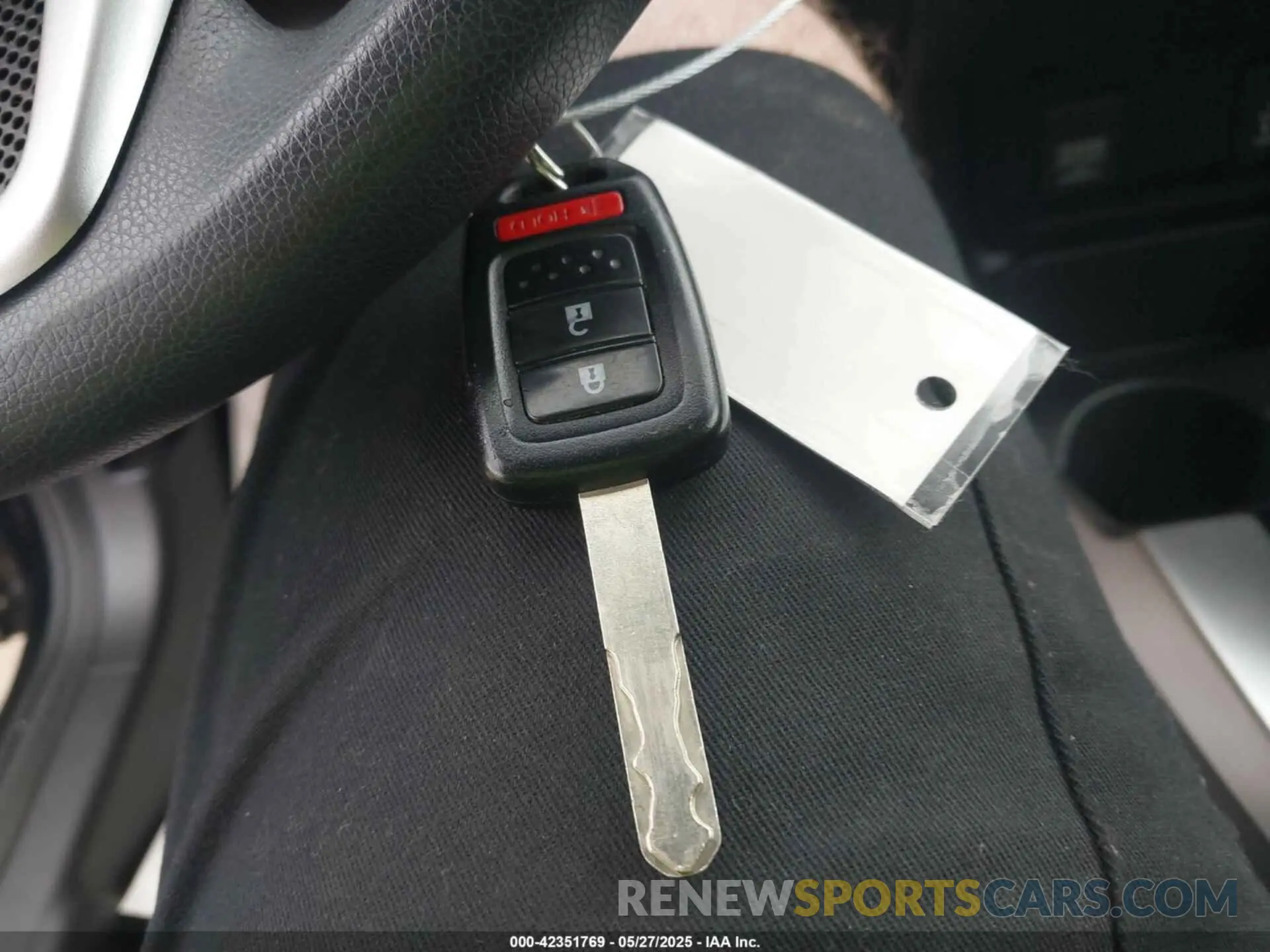 11 Фотография поврежденного автомобиля 3HGGK5H49KM736014 HONDA FIT 2019