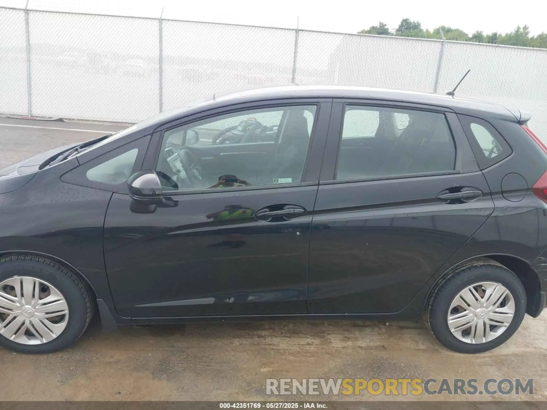 14 Фотография поврежденного автомобиля 3HGGK5H49KM736014 HONDA FIT 2019