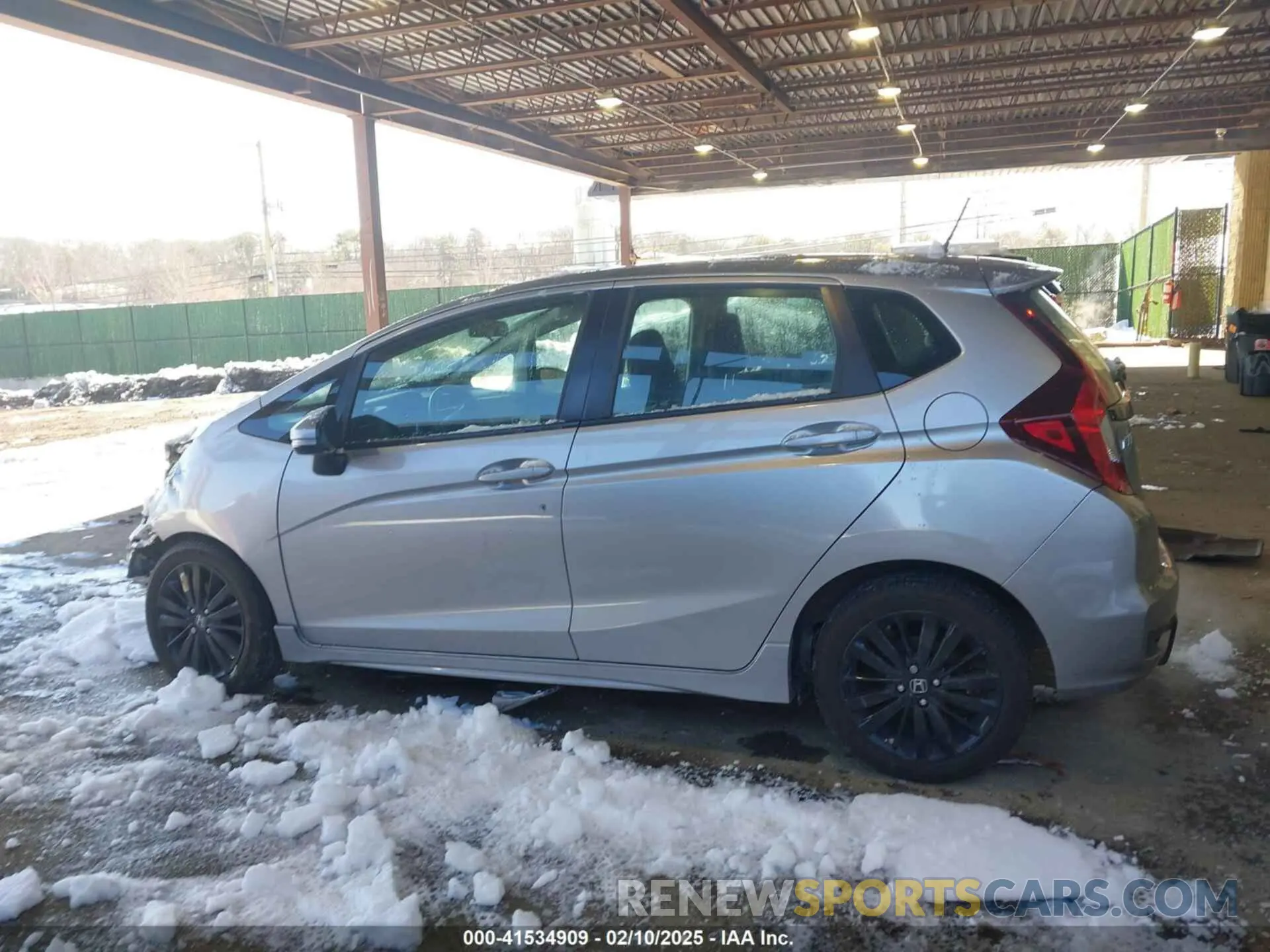 15 Фотография поврежденного автомобиля 3HGGK5H62KM741279 HONDA FIT 2019