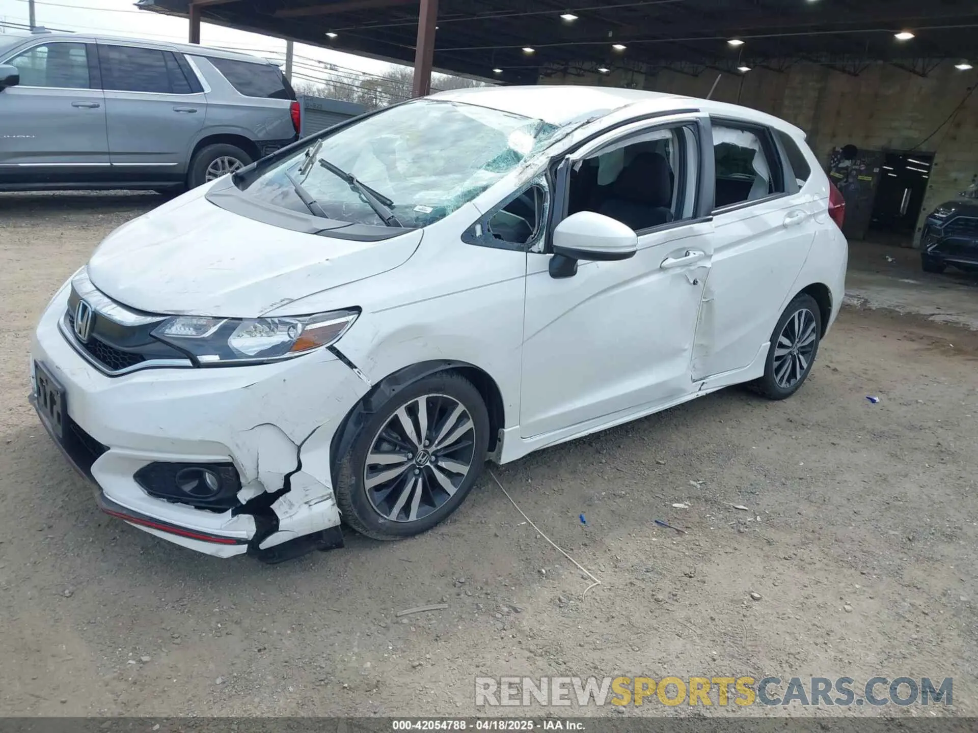 2 Photograph of a damaged car 3HGGK5H67KM719889 HONDA FIT 2019