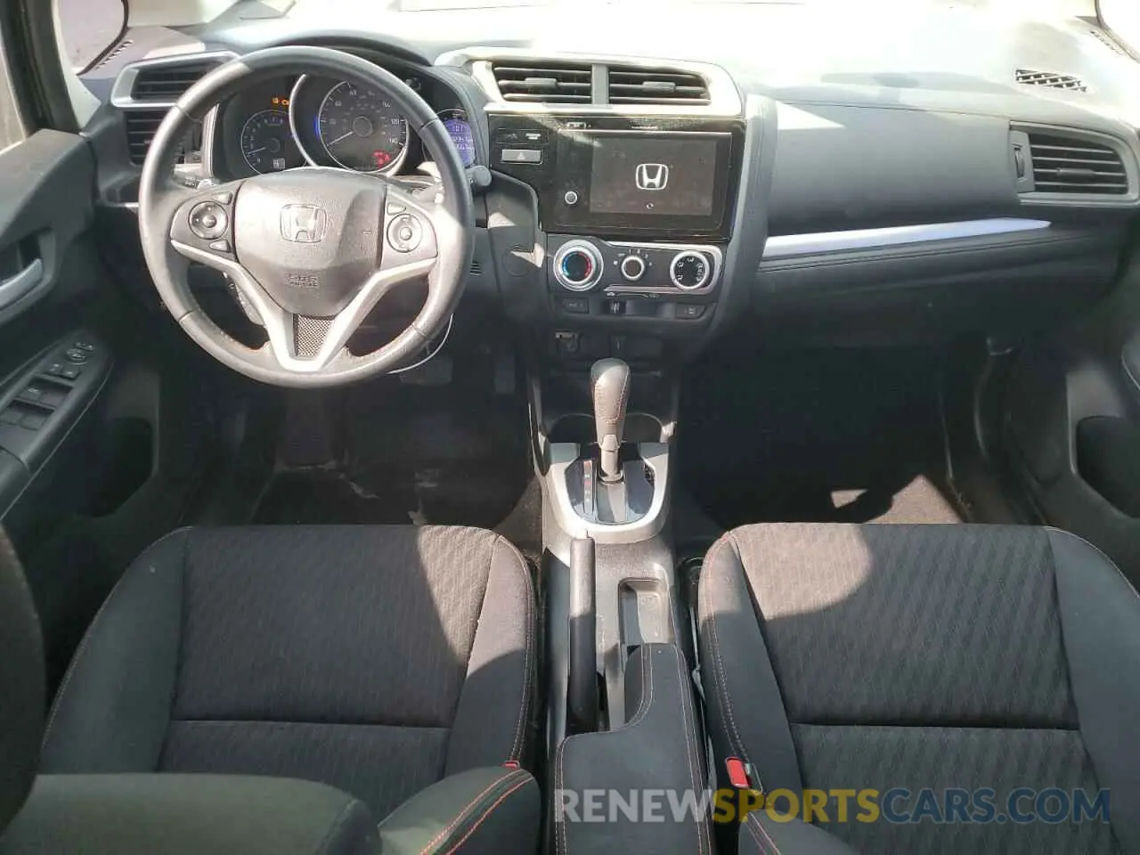 8 Photograph of a damaged car 3HGGK5H68KM732733 HONDA FIT 2019