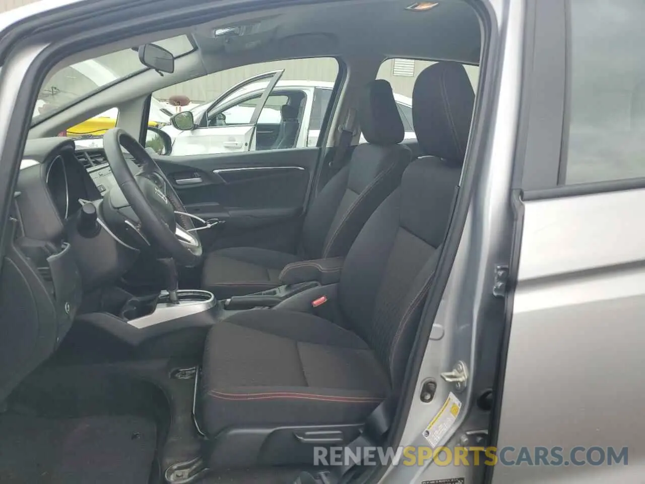 7 Фотография поврежденного автомобиля 3HGGK5H69KM744051 HONDA FIT 2019