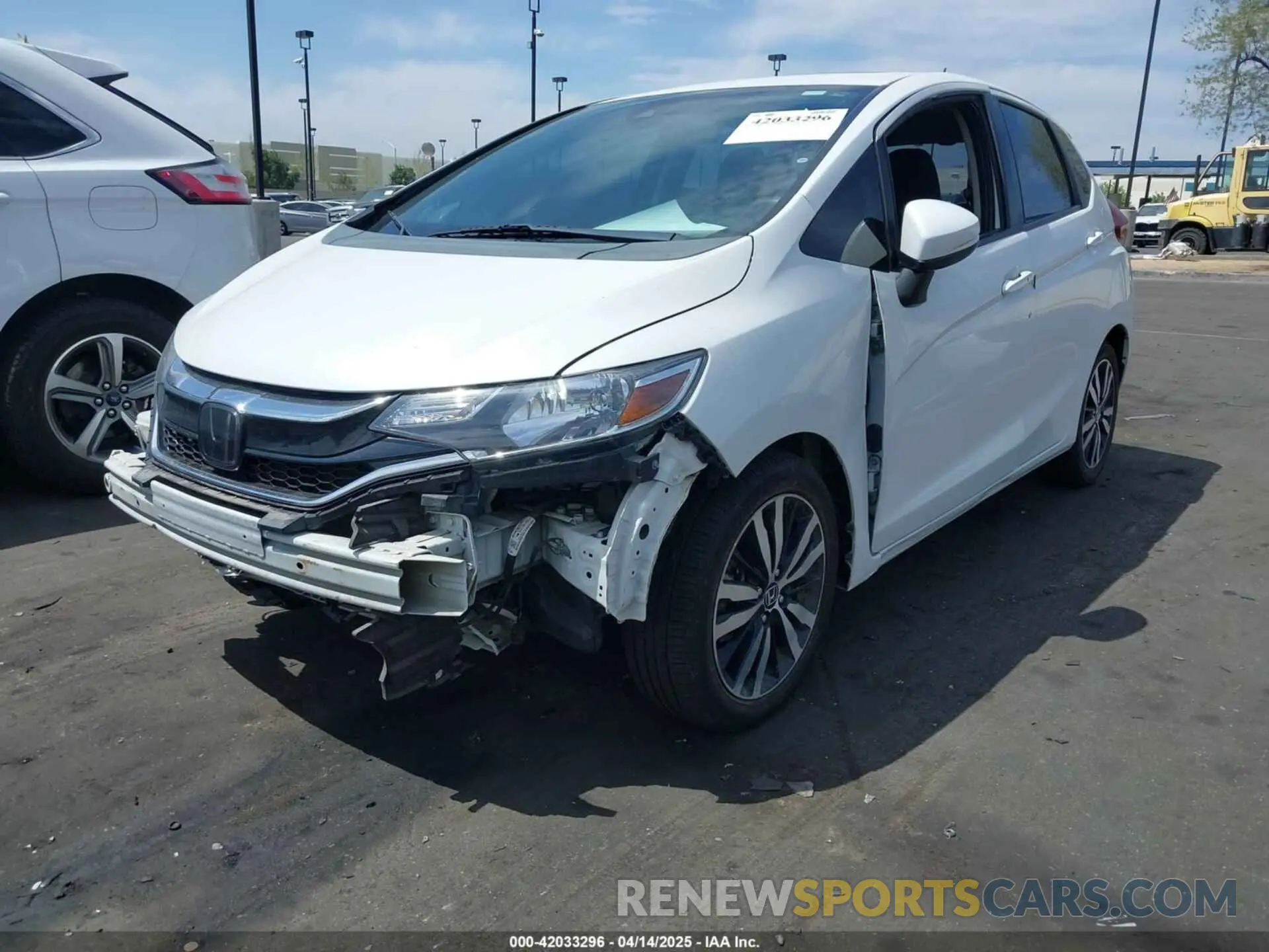 2 Photograph of a damaged car 3HGGK5H80KM715748 HONDA FIT 2019