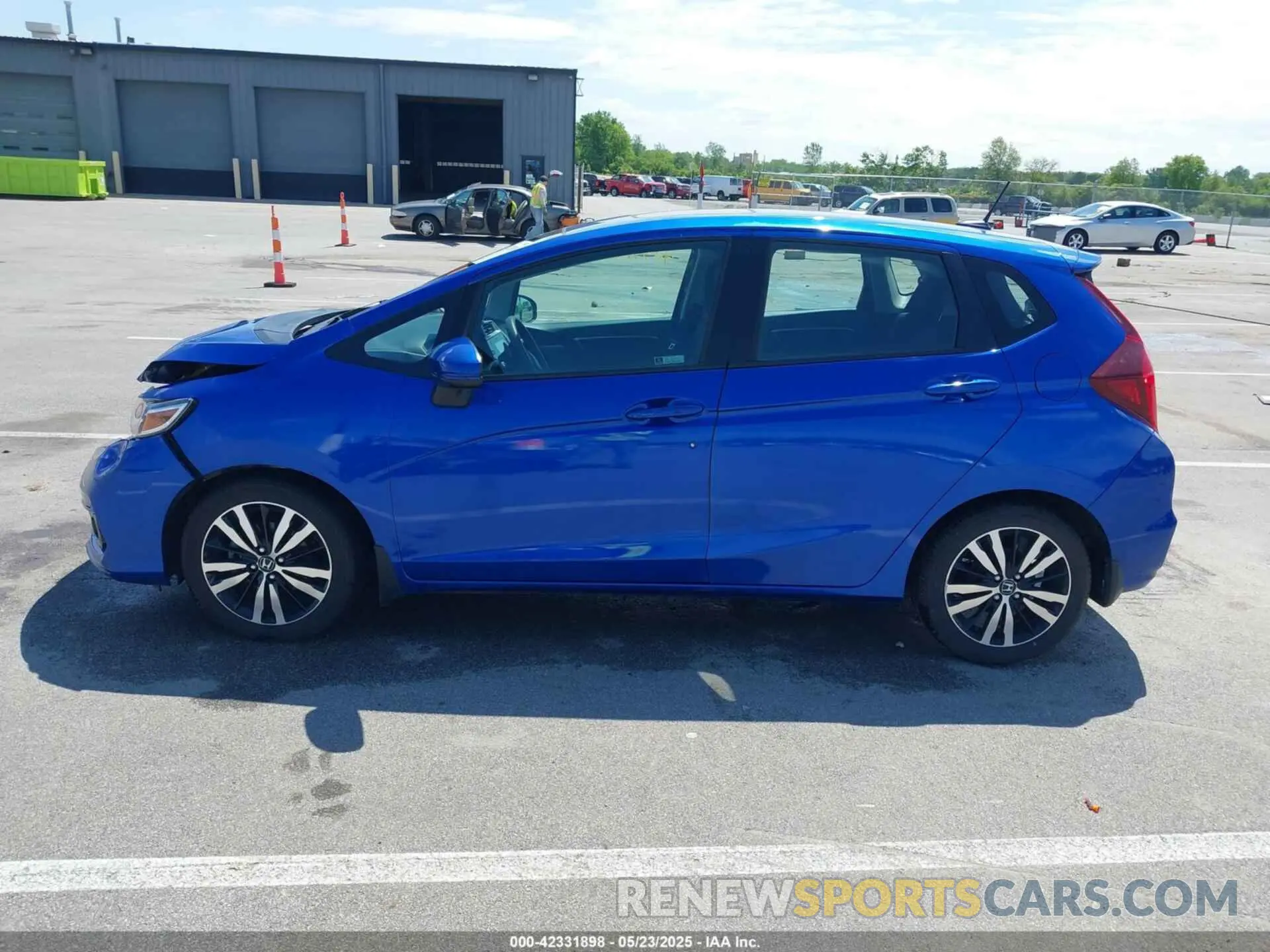 14 Photograph of a damaged car 3HGGK5H80KM748958 HONDA FIT 2019