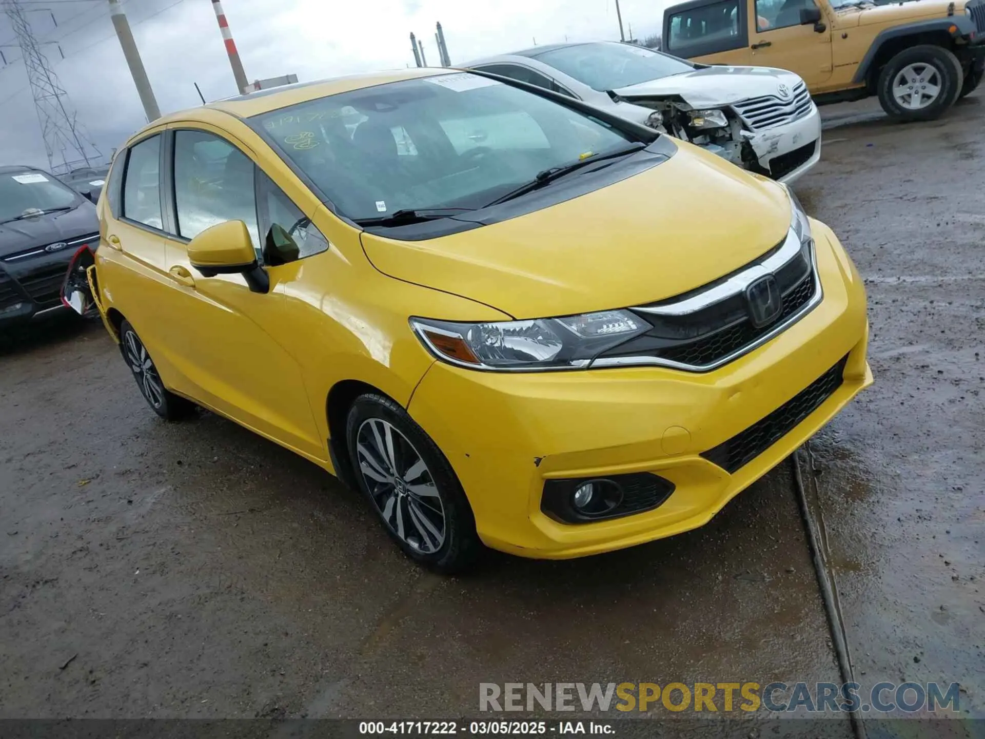 1 Photograph of a damaged car 3HGGK5H81KM712860 HONDA FIT 2019