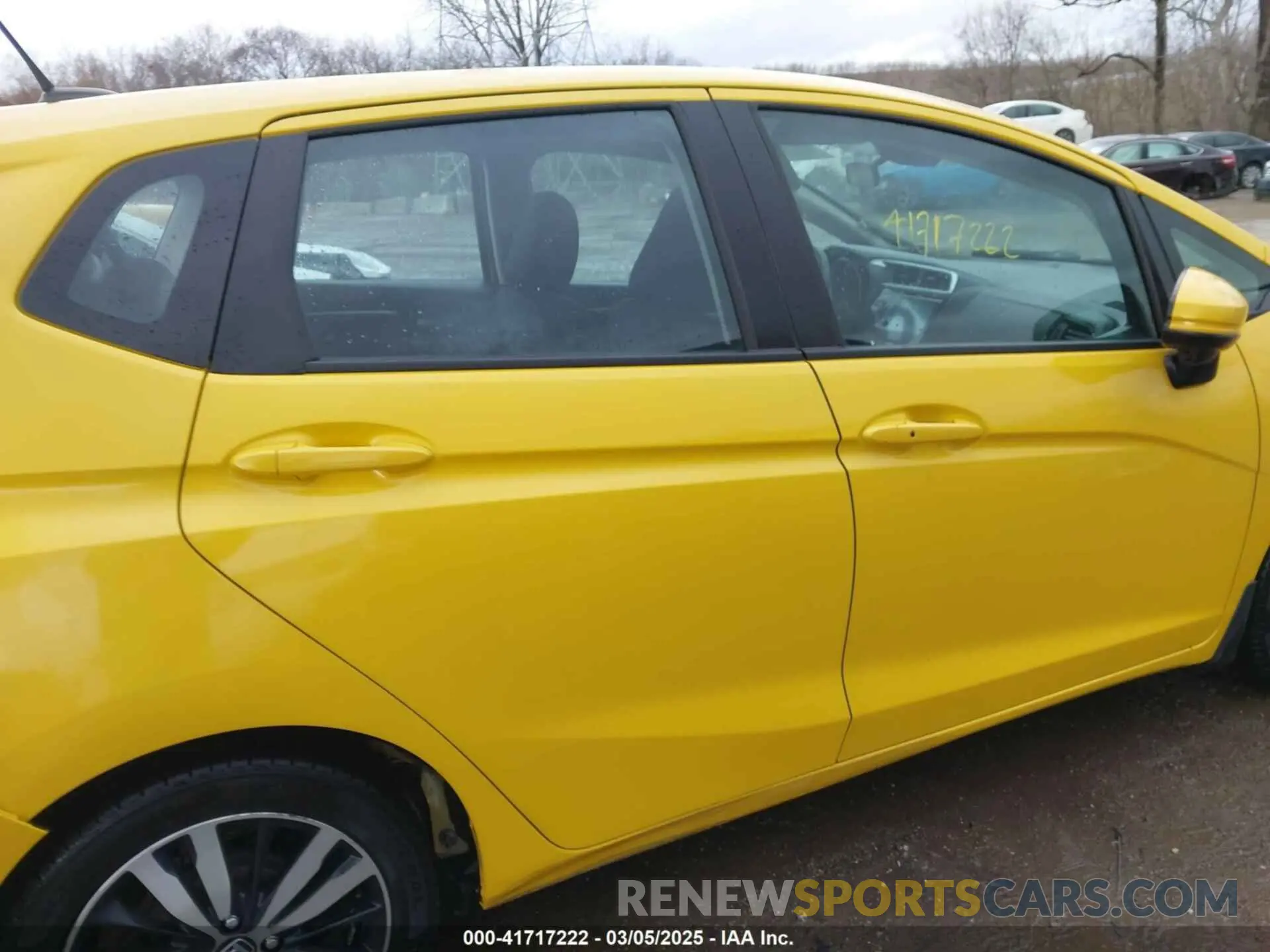 13 Photograph of a damaged car 3HGGK5H81KM712860 HONDA FIT 2019