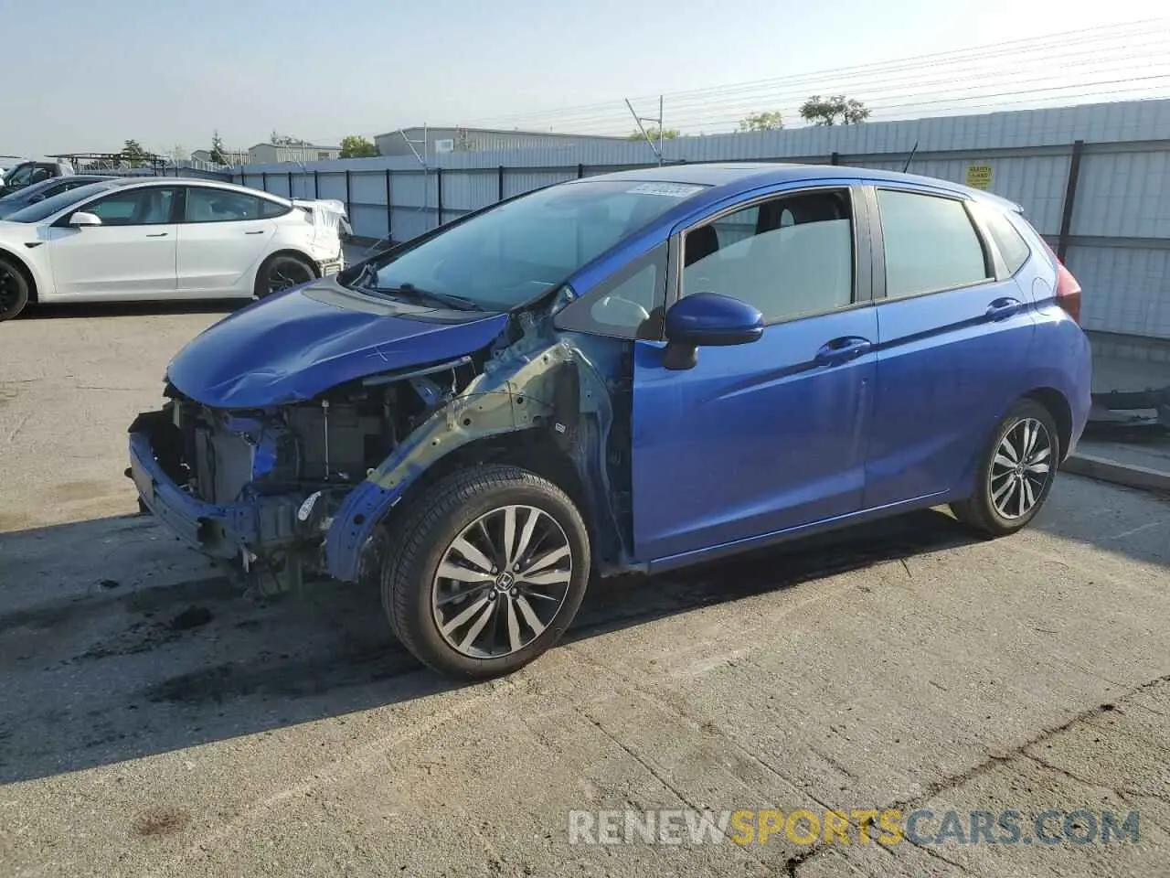 1 Photograph of a damaged car 3HGGK5H81KM743381 HONDA FIT 2019