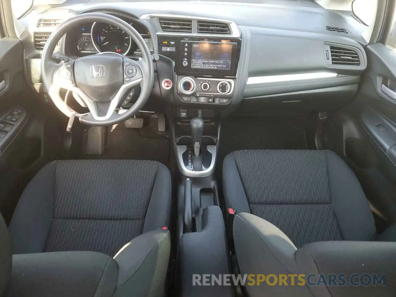 8 Photograph of a damaged car 3HGGK5H81KM743381 HONDA FIT 2019