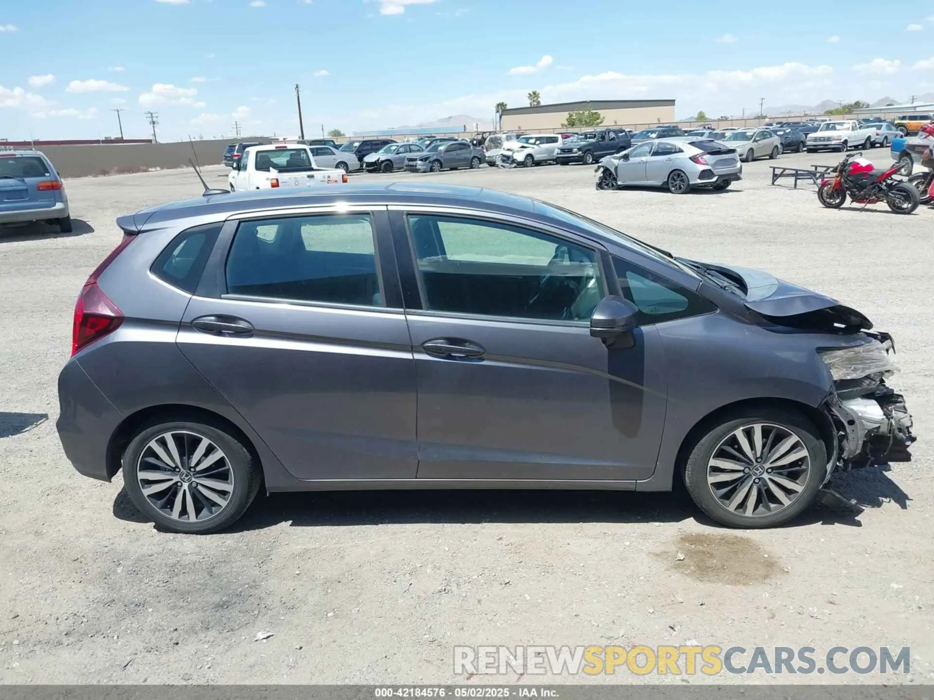 14 Photograph of a damaged car 3HGGK5H82KM738030 HONDA FIT 2019