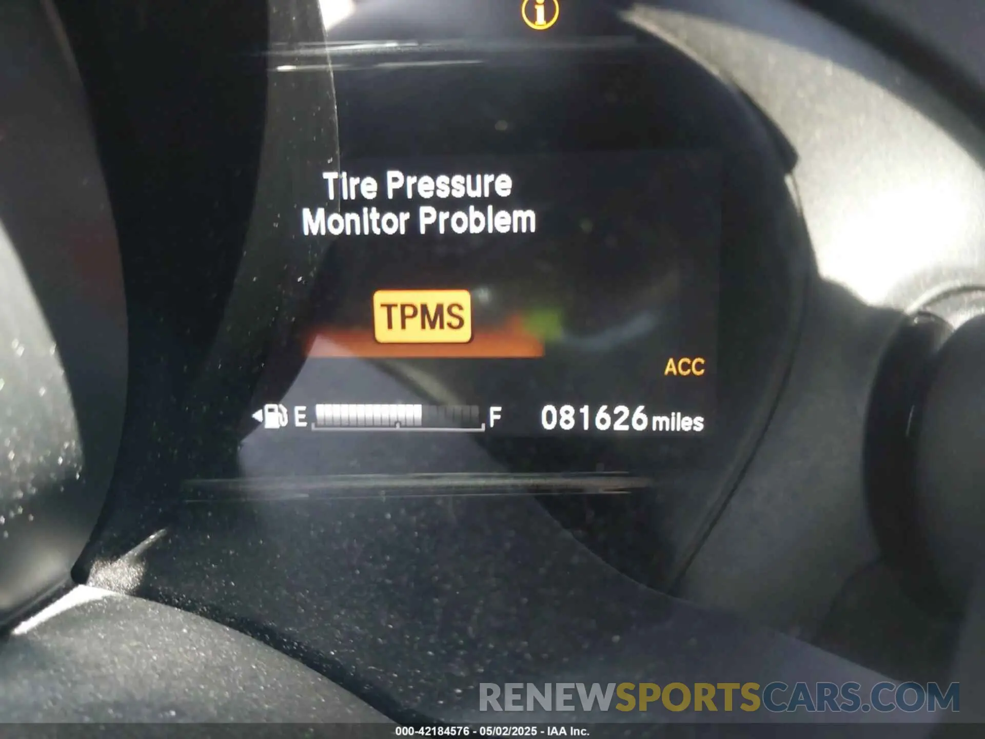 16 Photograph of a damaged car 3HGGK5H82KM738030 HONDA FIT 2019