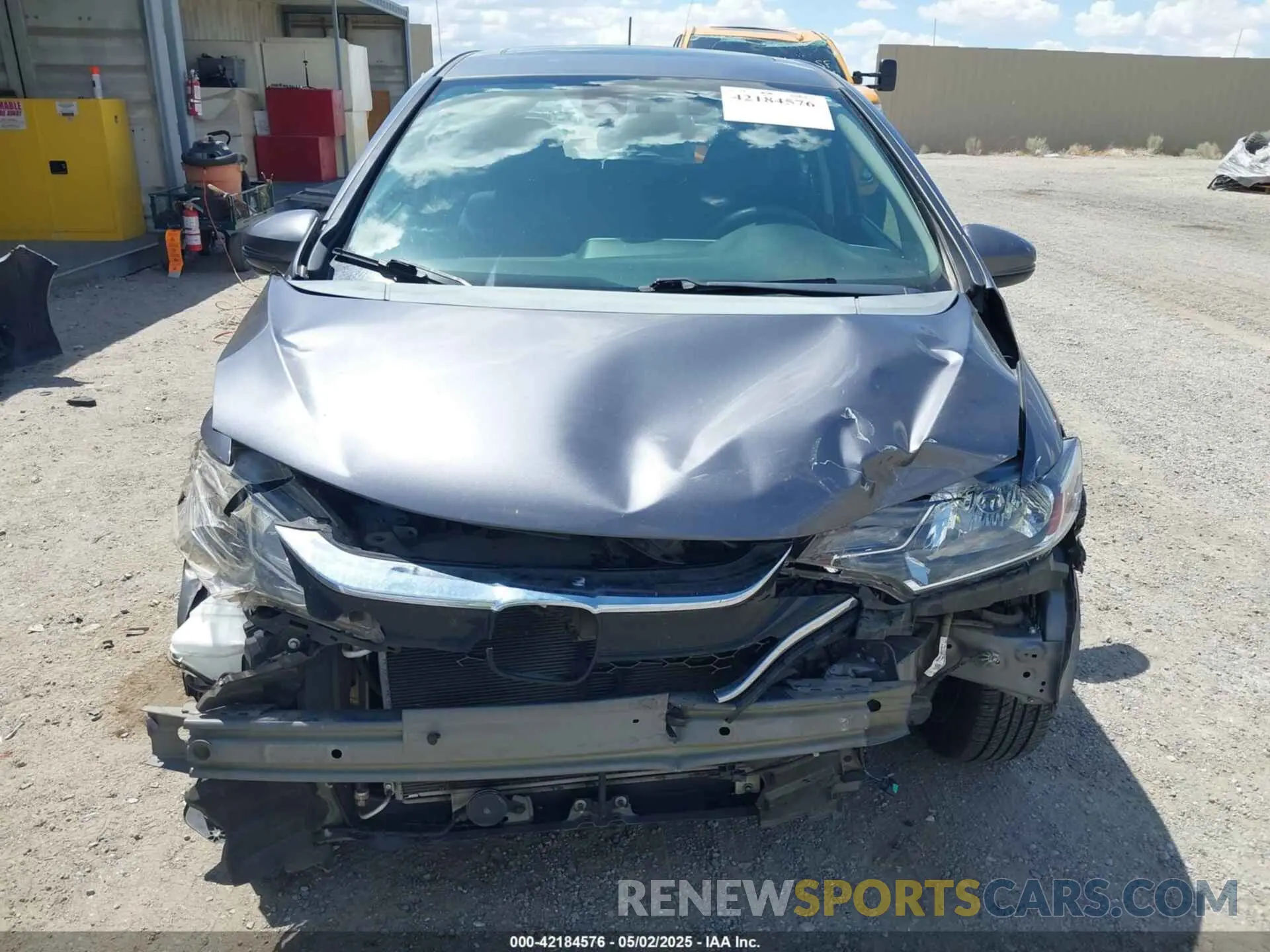 6 Photograph of a damaged car 3HGGK5H82KM738030 HONDA FIT 2019