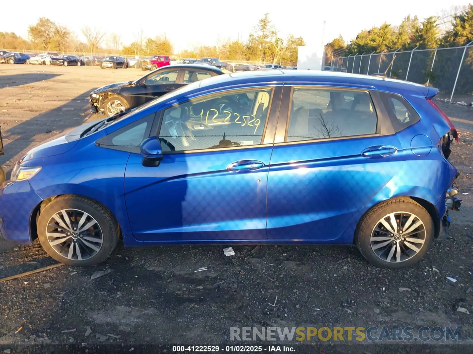 14 Photograph of a damaged car 3HGGK5H82KM741543 HONDA FIT 2019