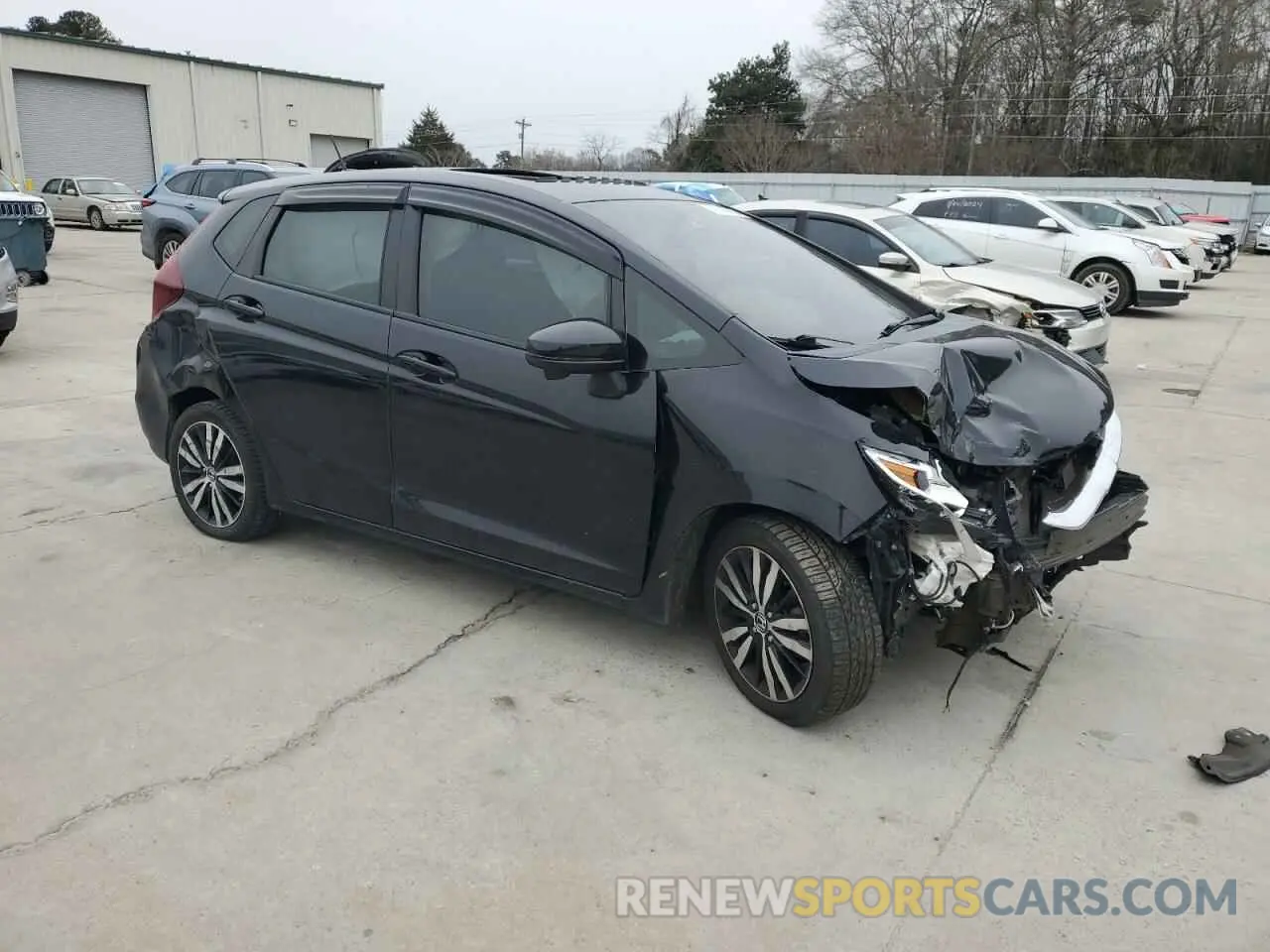 4 Фотография поврежденного автомобиля 3HGGK5H83KM711063 HONDA FIT 2019