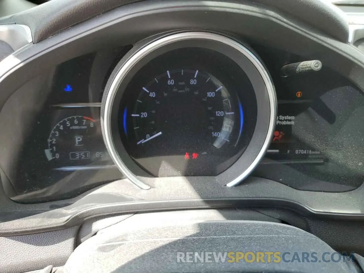 9 Photograph of a damaged car 3HGGK5H83KM726078 HONDA FIT 2019