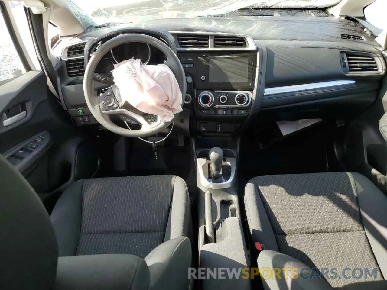 8 Photograph of a damaged car 3HGGK5H85KM703062 HONDA FIT 2019