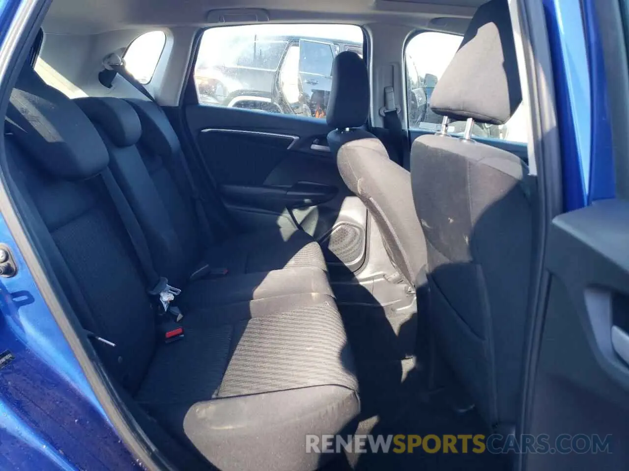 10 Фотография поврежденного автомобиля 3HGGK5H85KM718502 HONDA FIT 2019