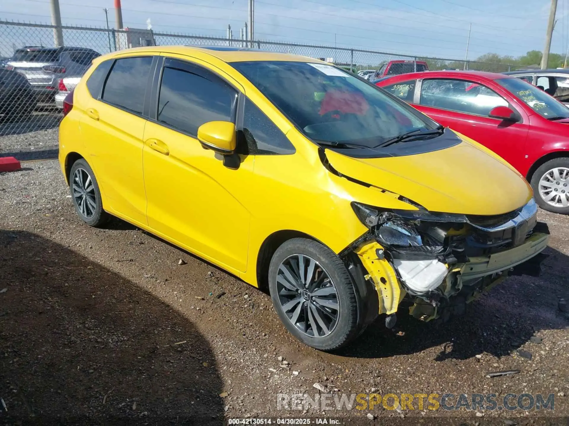 1 Photograph of a damaged car 3HGGK5H85KM724543 HONDA FIT 2019