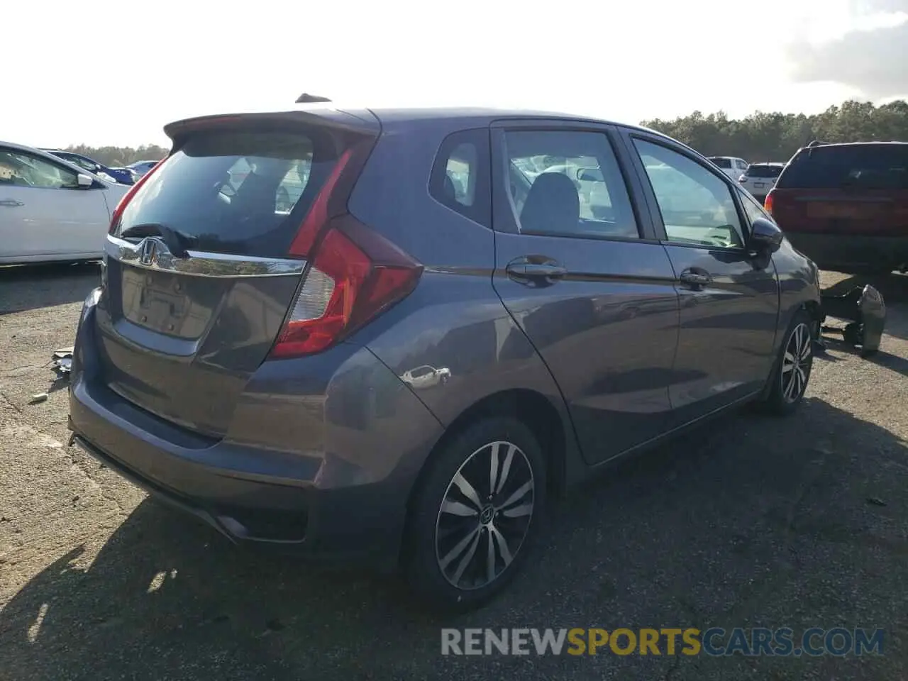 3 Фотография поврежденного автомобиля 3HGGK5H85KM750608 HONDA FIT 2019