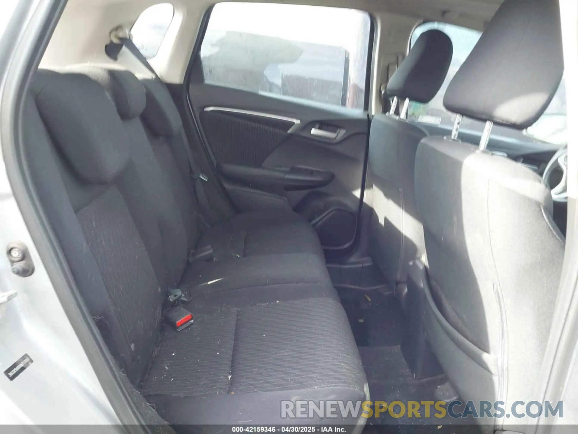 8 Photograph of a damaged car 3HGGK5H86KM717617 HONDA FIT 2019