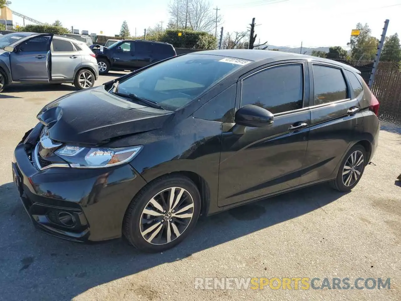 1 Фотография поврежденного автомобиля 3HGGK5H86KM721621 HONDA FIT 2019