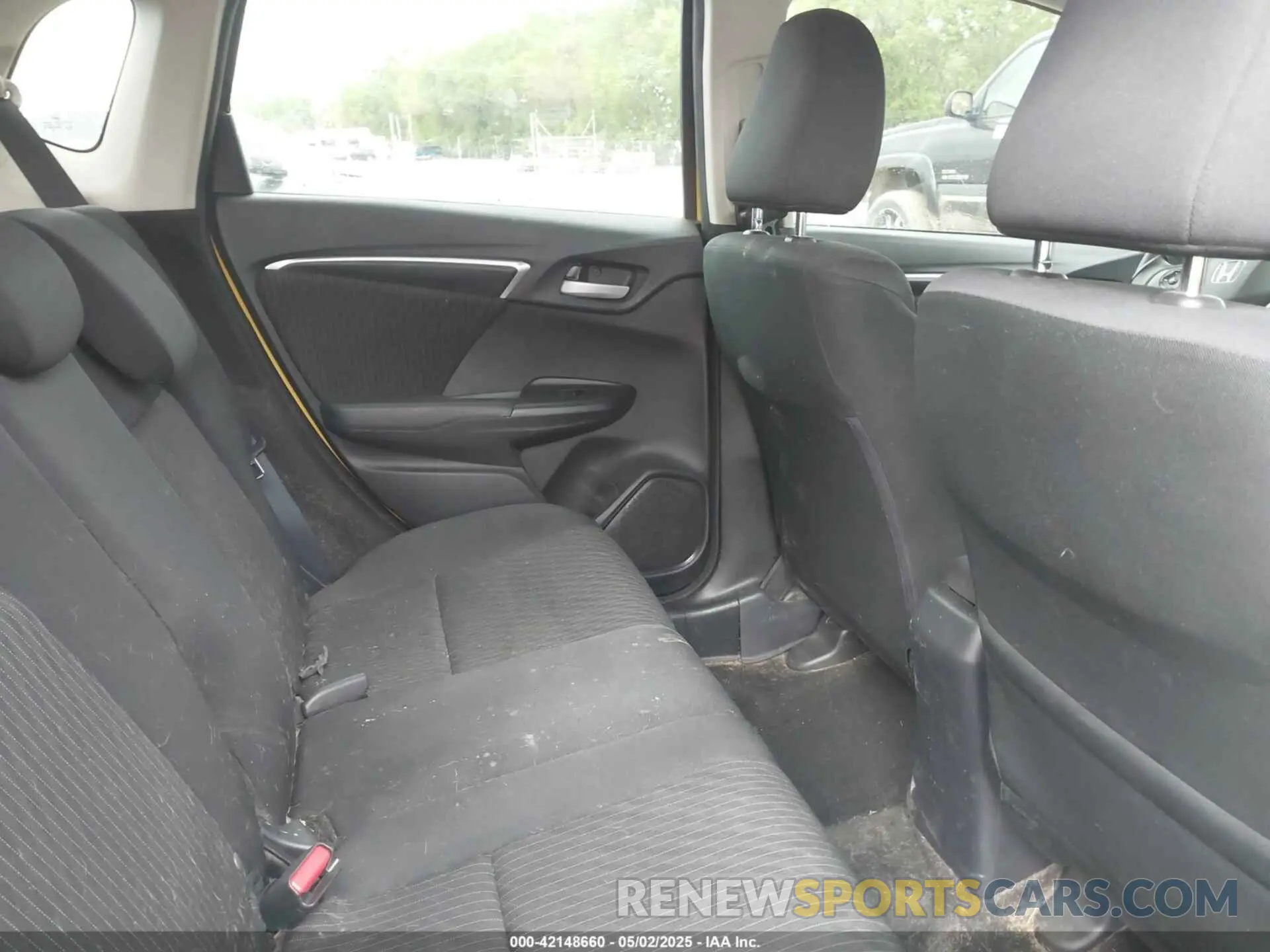 8 Photograph of a damaged car 3HGGK5H86KM723689 HONDA FIT 2019