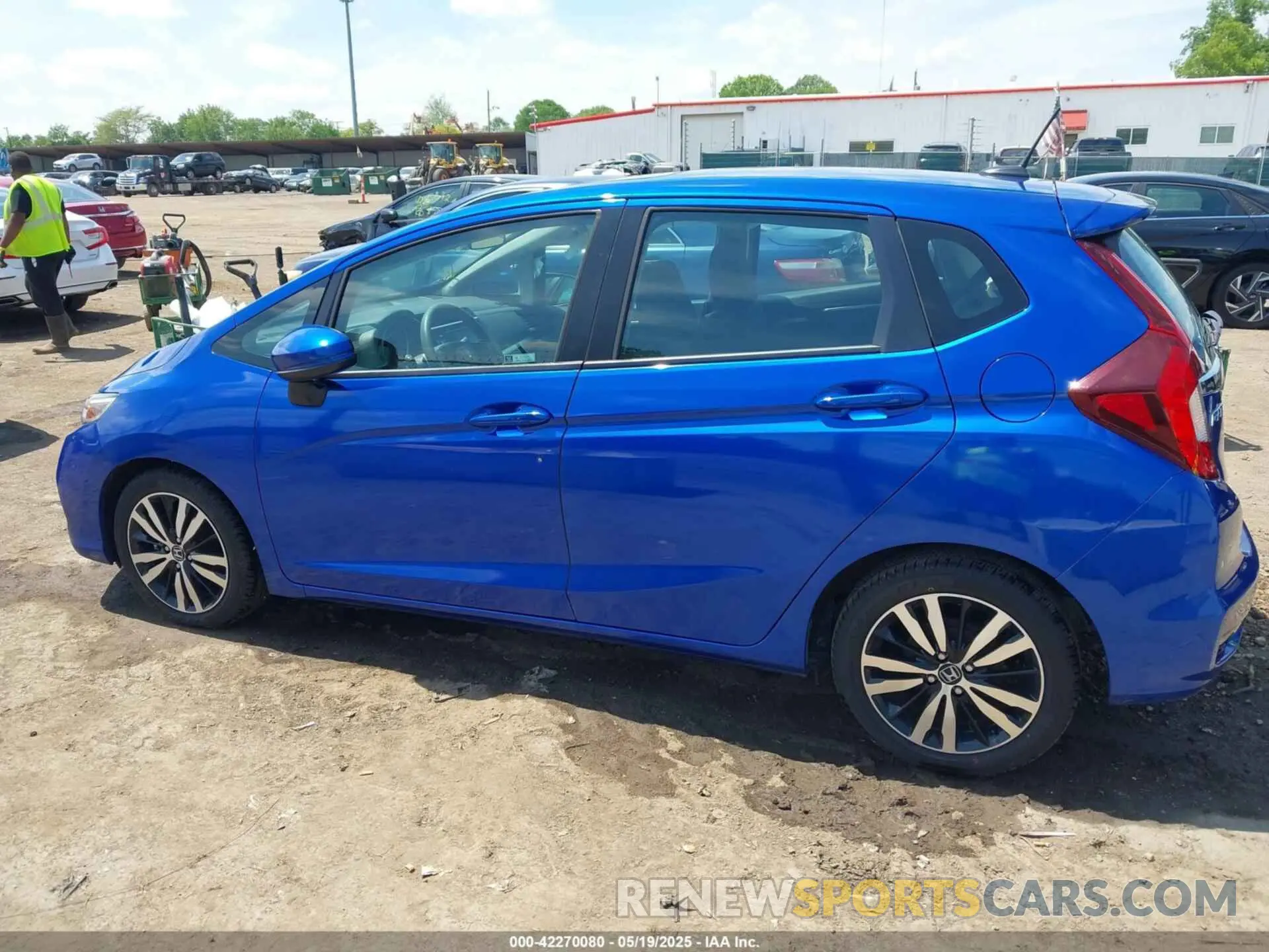 14 Photograph of a damaged car 3HGGK5H86KM750391 HONDA FIT 2019