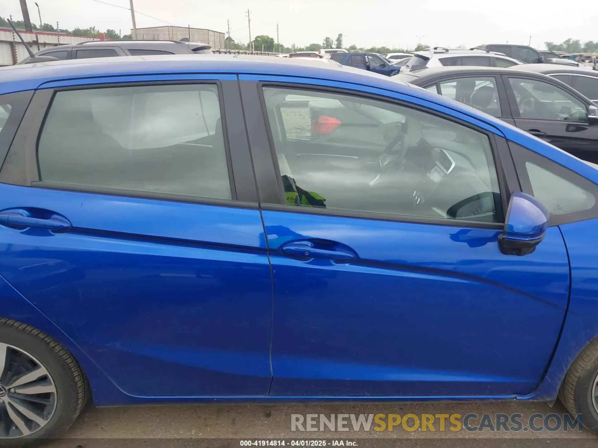 14 Photograph of a damaged car 3HGGK5H87KM707551 HONDA FIT 2019