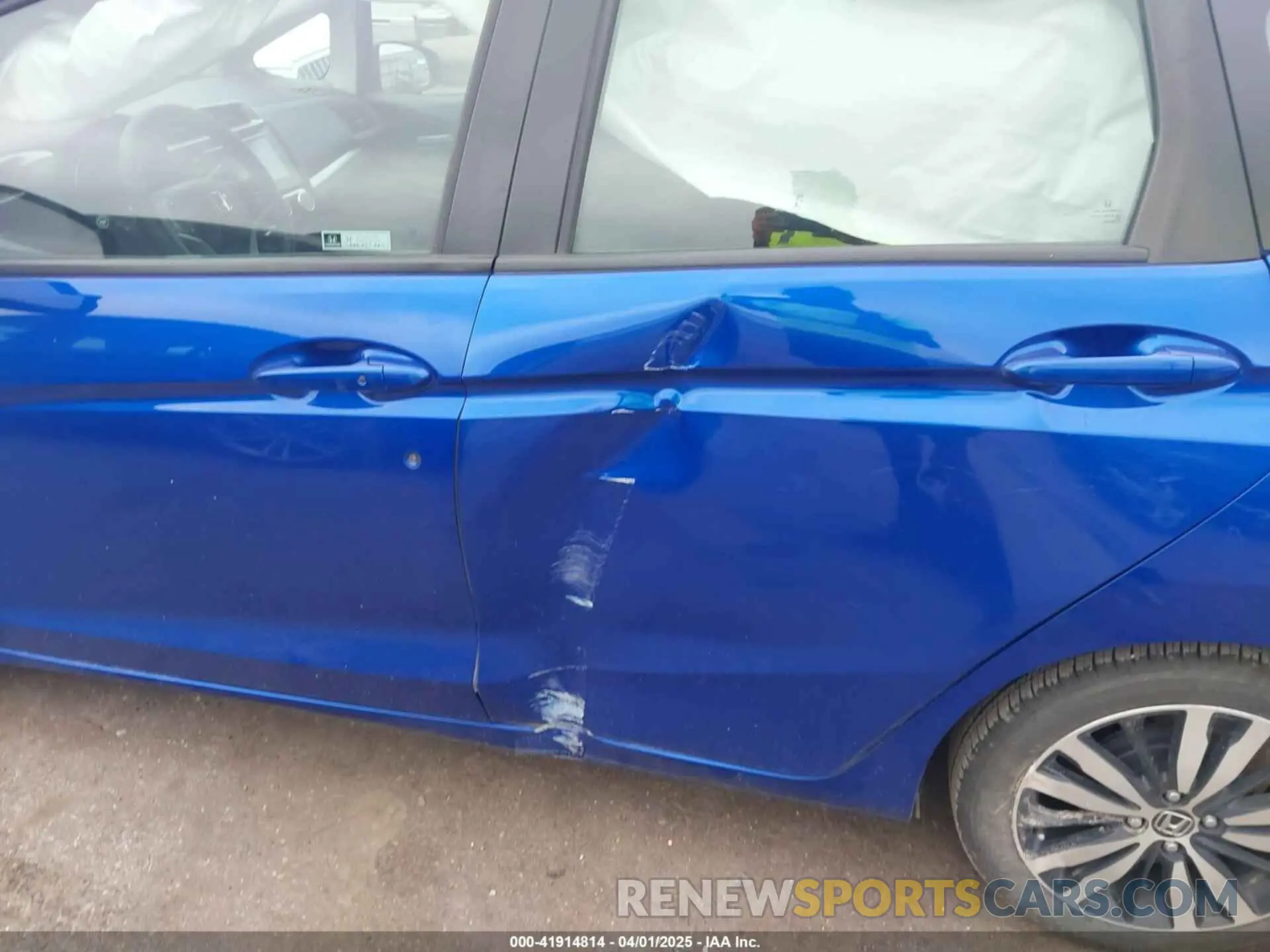 6 Photograph of a damaged car 3HGGK5H87KM707551 HONDA FIT 2019