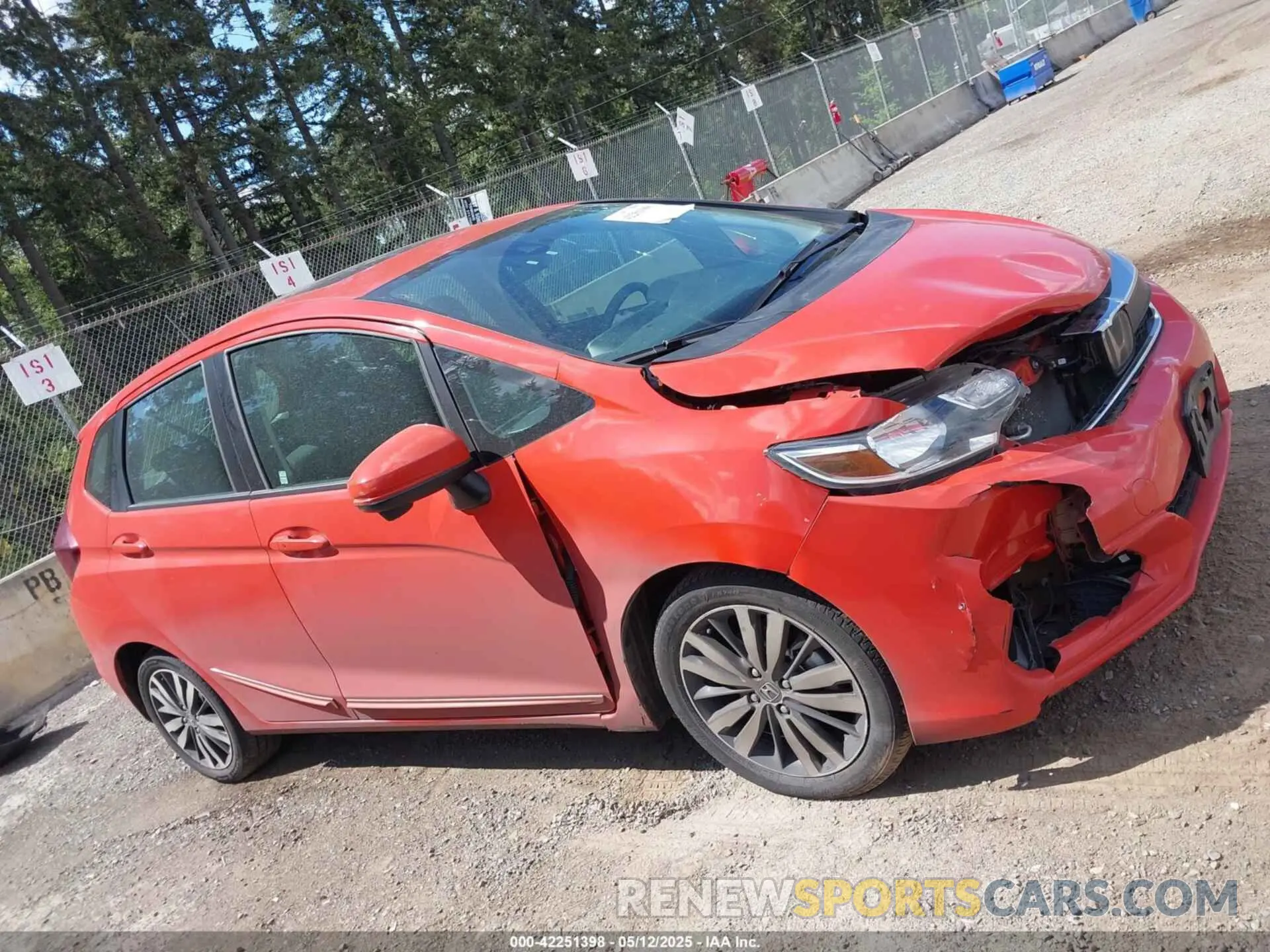 13 Фотография поврежденного автомобиля 3HGGK5H87KM722342 HONDA FIT 2019