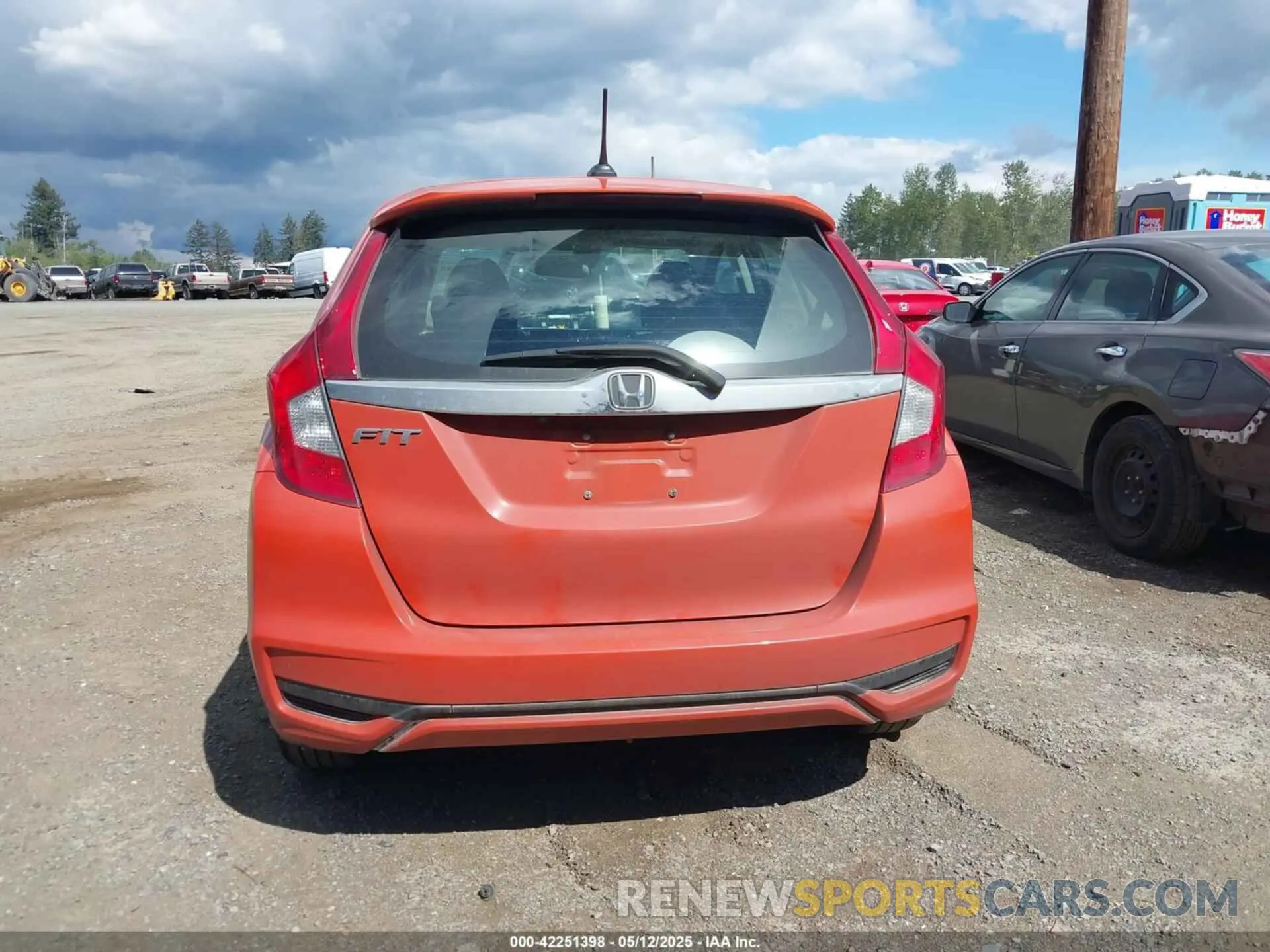 16 Фотография поврежденного автомобиля 3HGGK5H87KM722342 HONDA FIT 2019