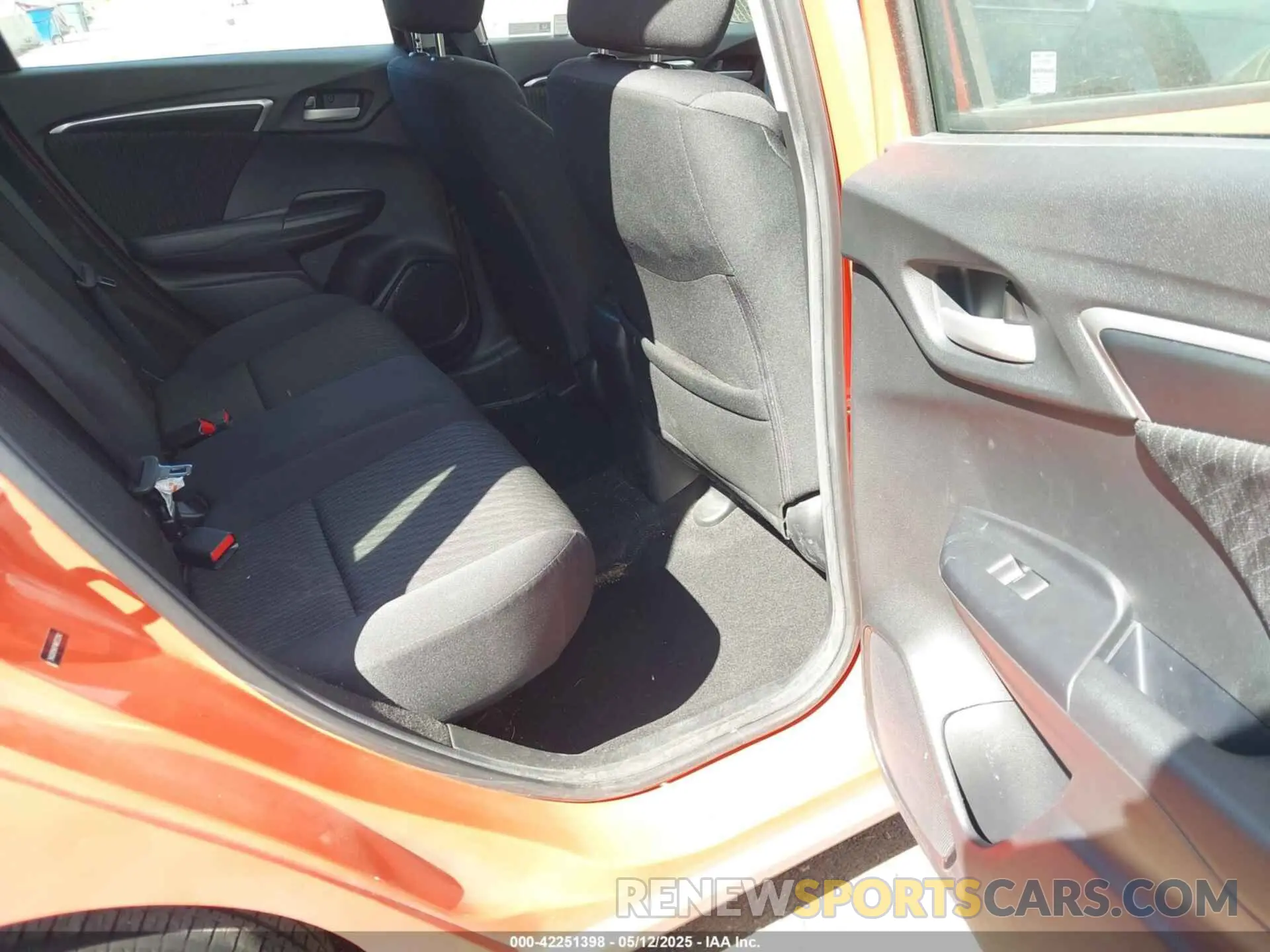 8 Фотография поврежденного автомобиля 3HGGK5H87KM722342 HONDA FIT 2019