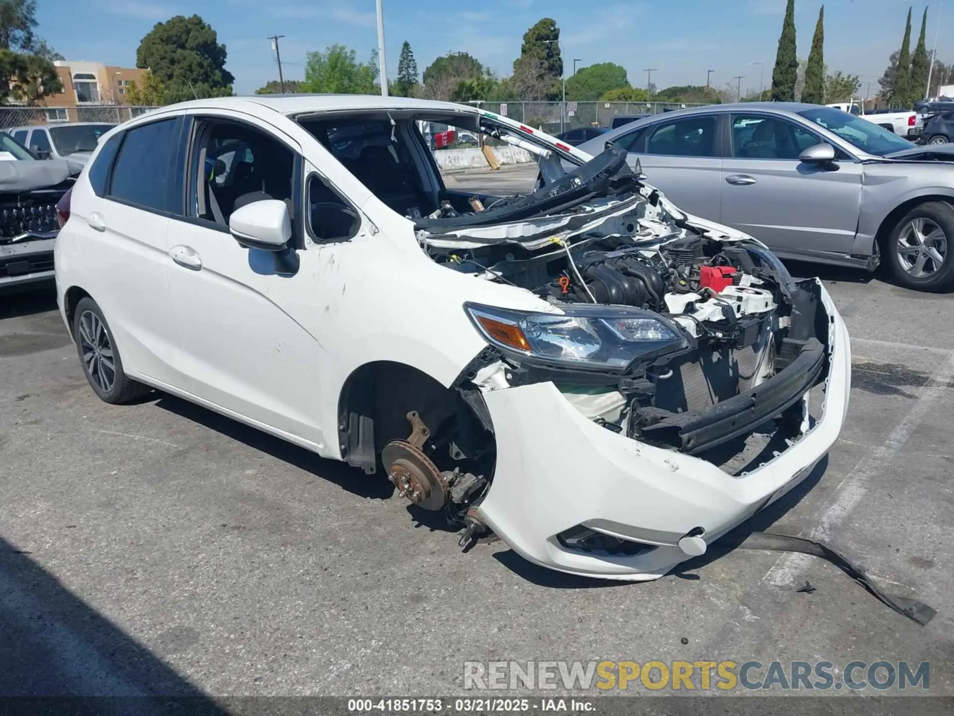 1 Photograph of a damaged car 3HGGK5H87KM731851 HONDA FIT 2019